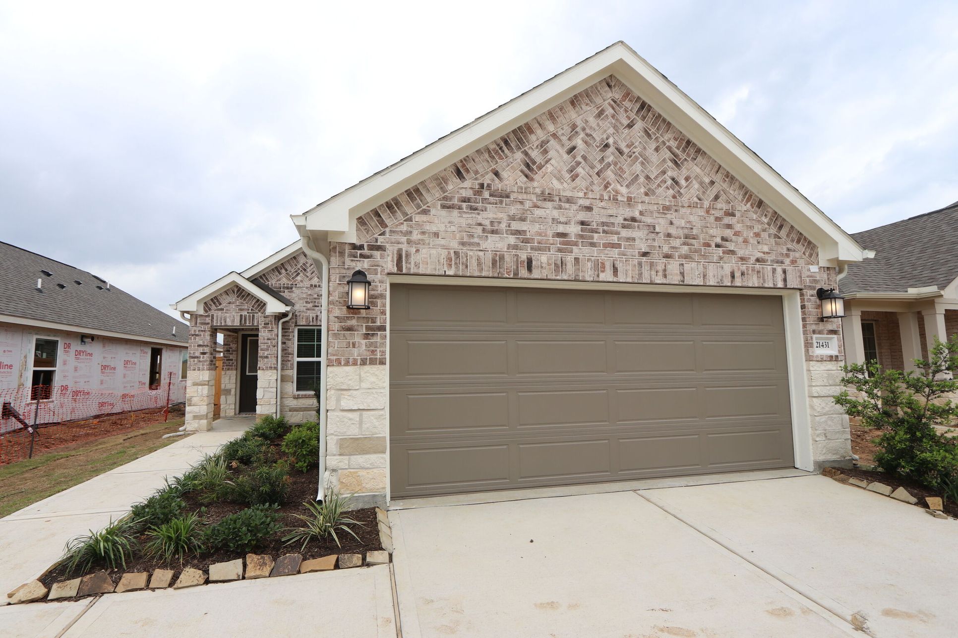 Exterior:Exterior