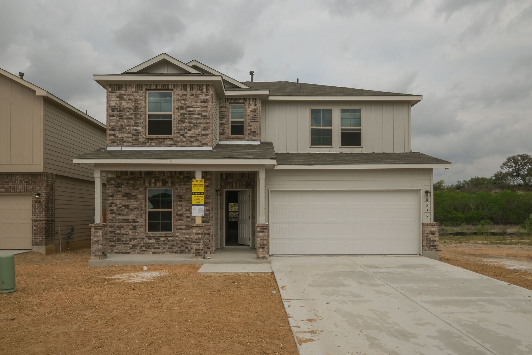 Front Exterior:Front Exterior