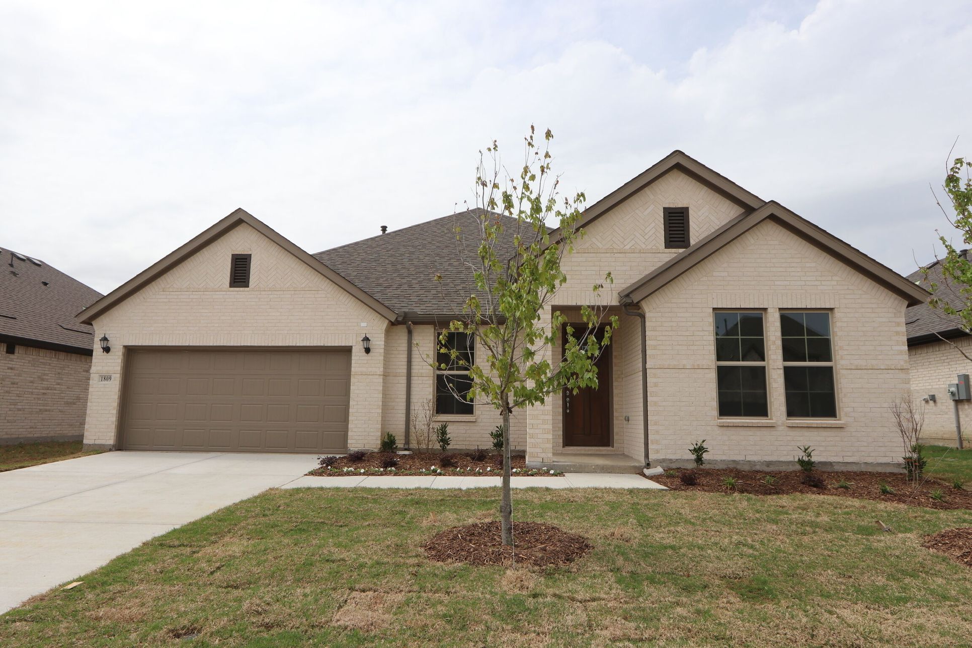 Front Exterior:Front Exterior