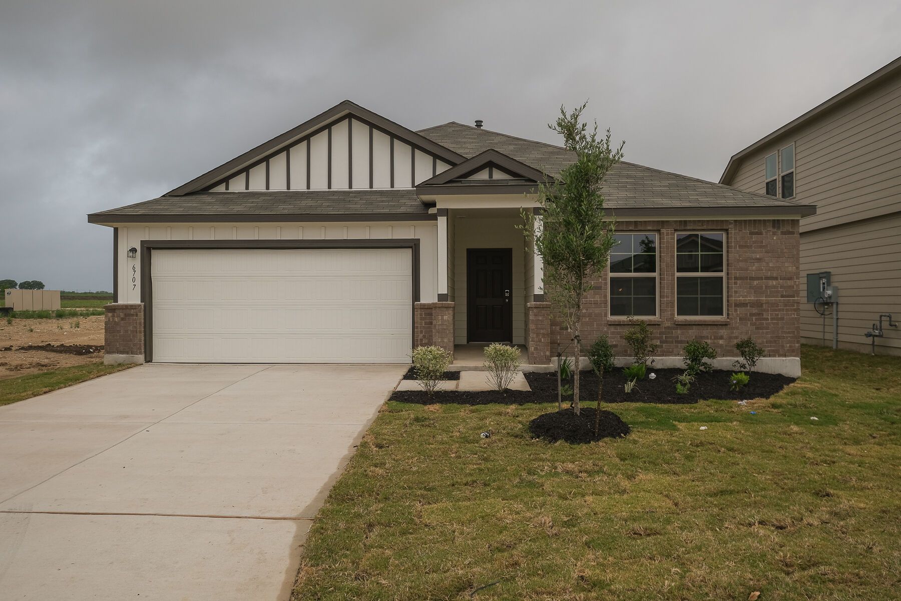 Front Exterior:Front Exterior