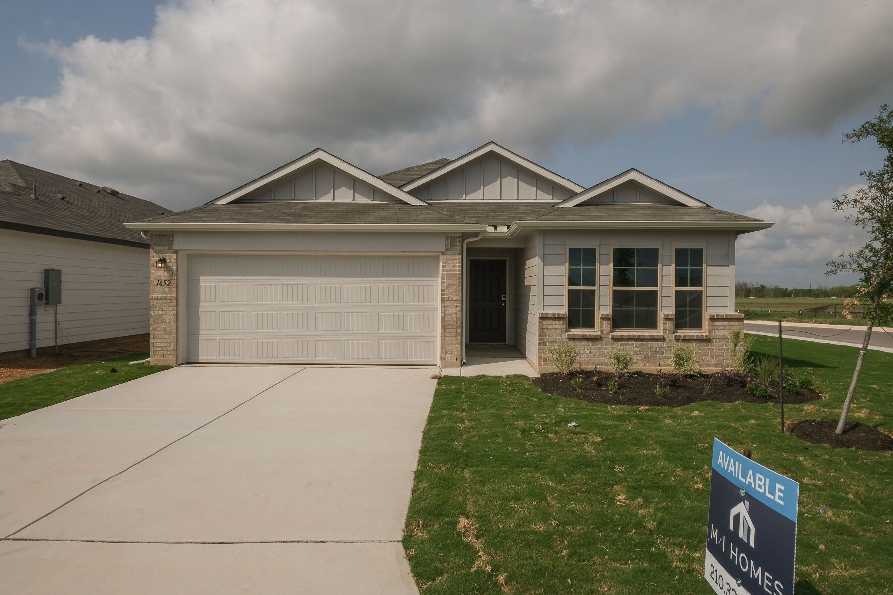Front Exterior:Front Exterior
