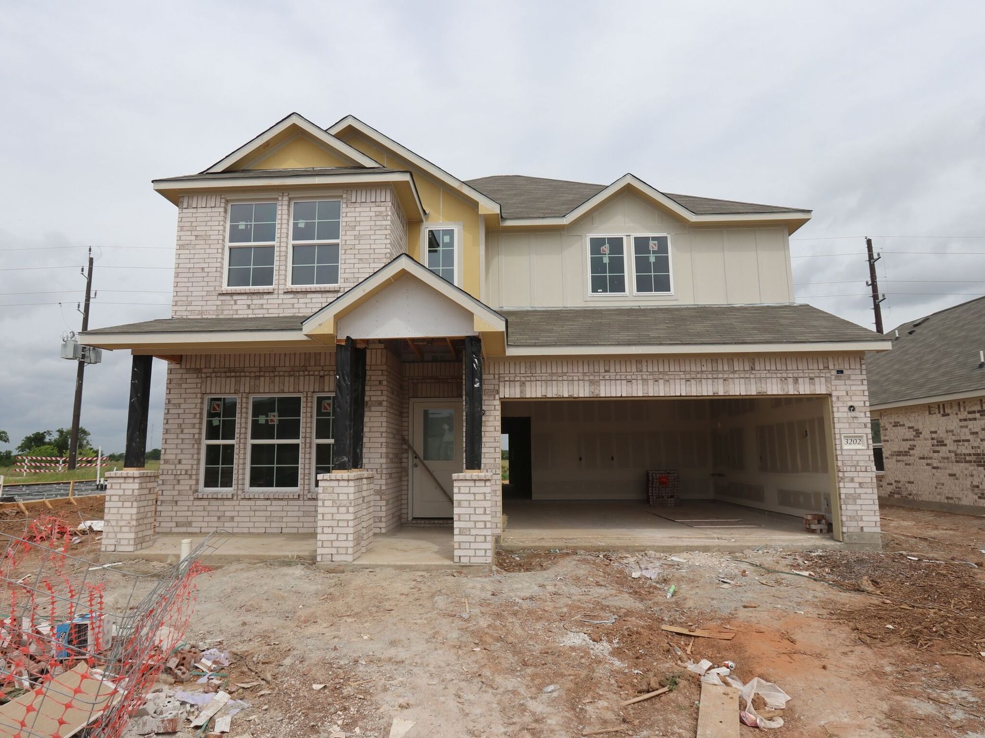 Front Exterior:Front Exterior