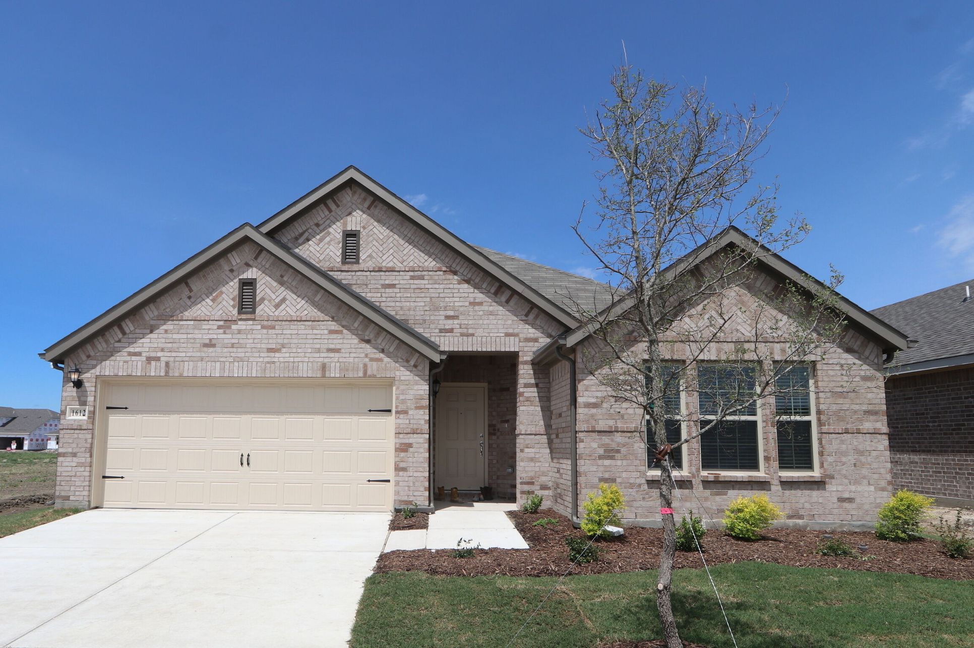 Front Exterior:Front Exterior