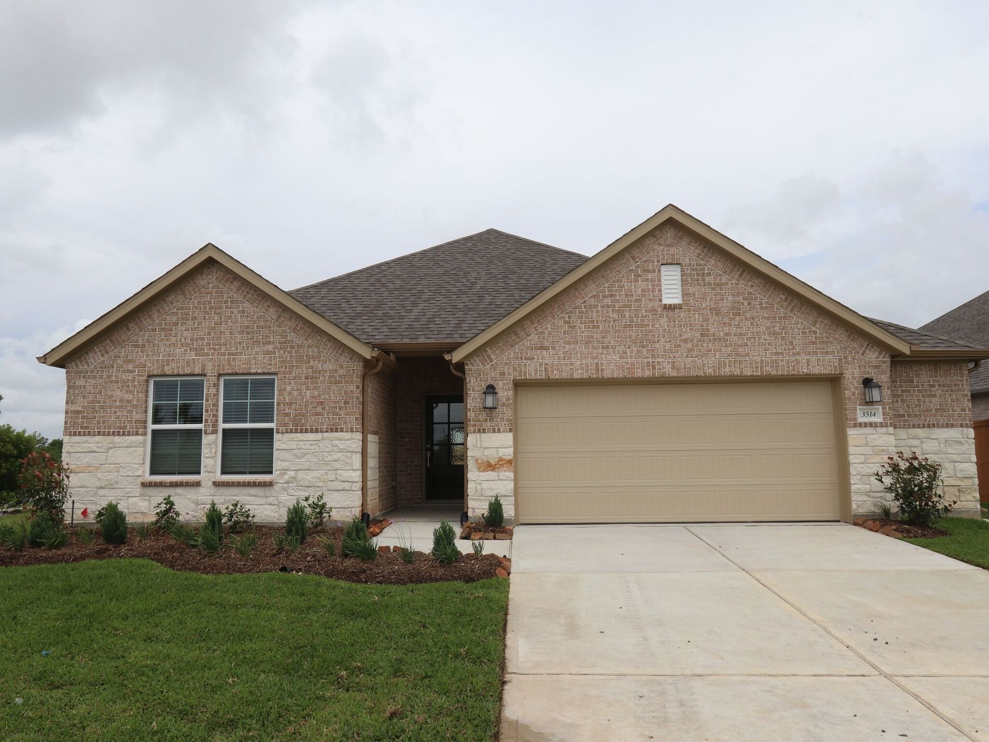Front Exterior:Front Exterior
