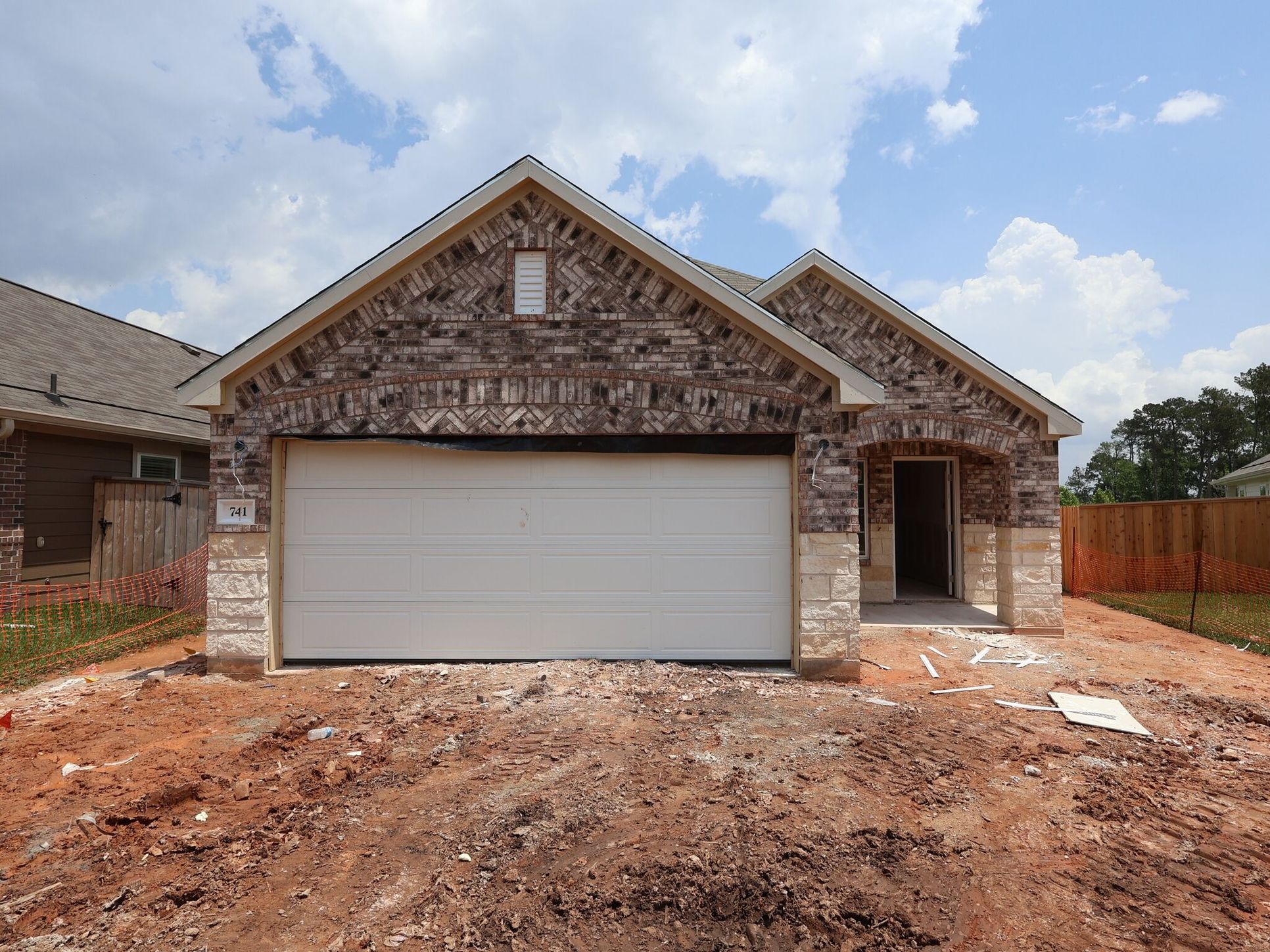Front Exterior:Front Exterior