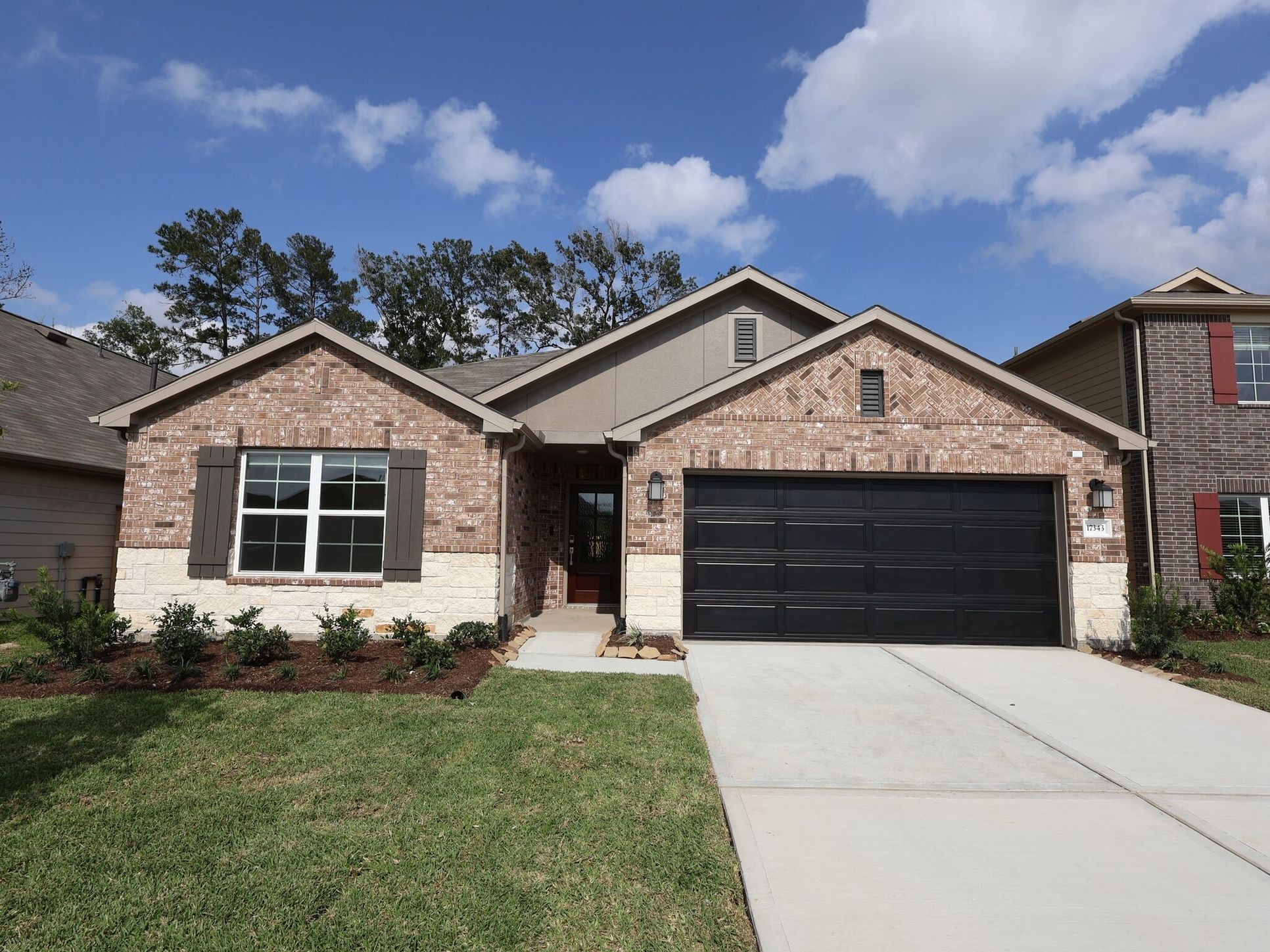 Front Exterior:Front Exterior