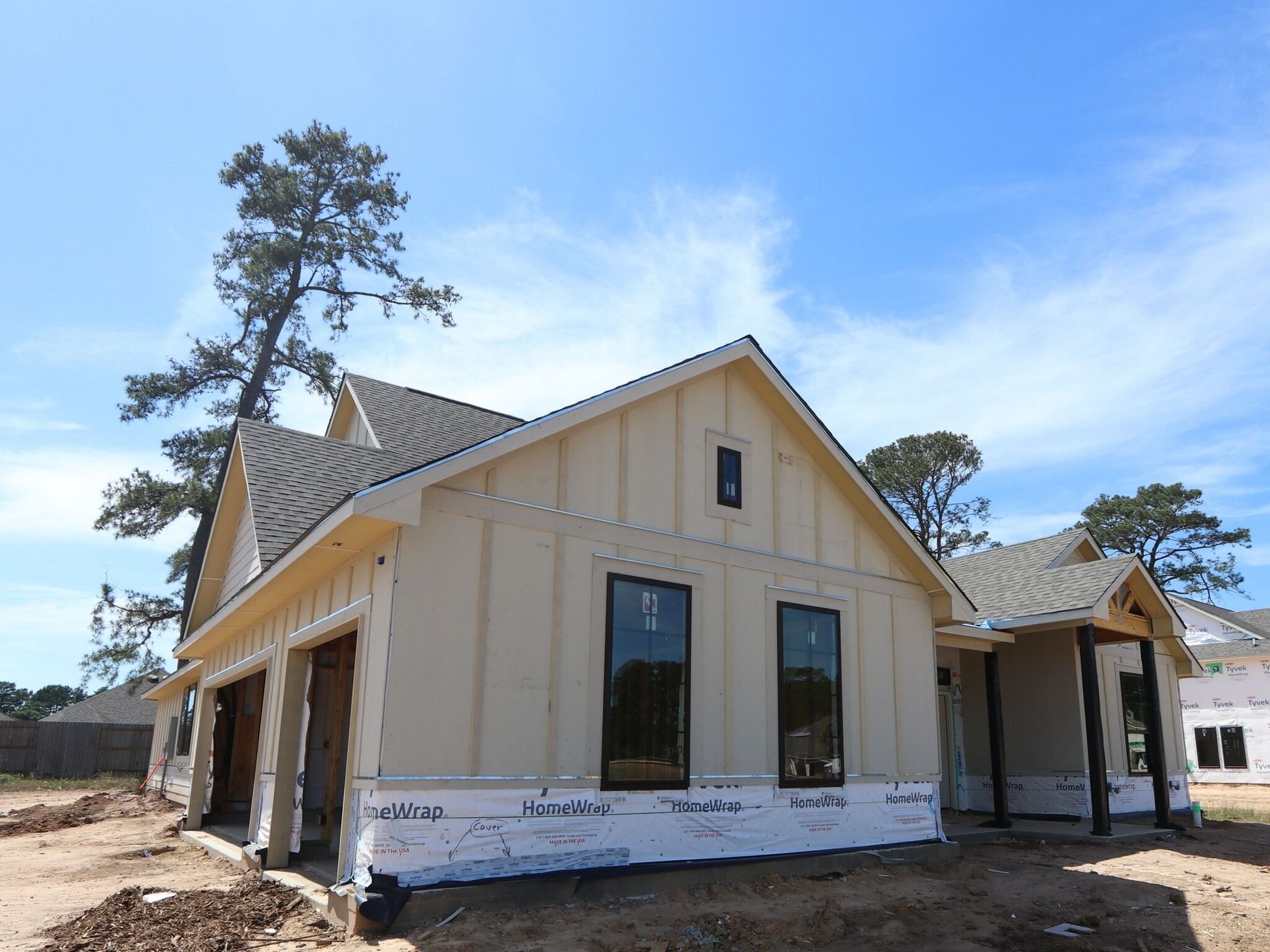 Side Exterior:Side Exterior