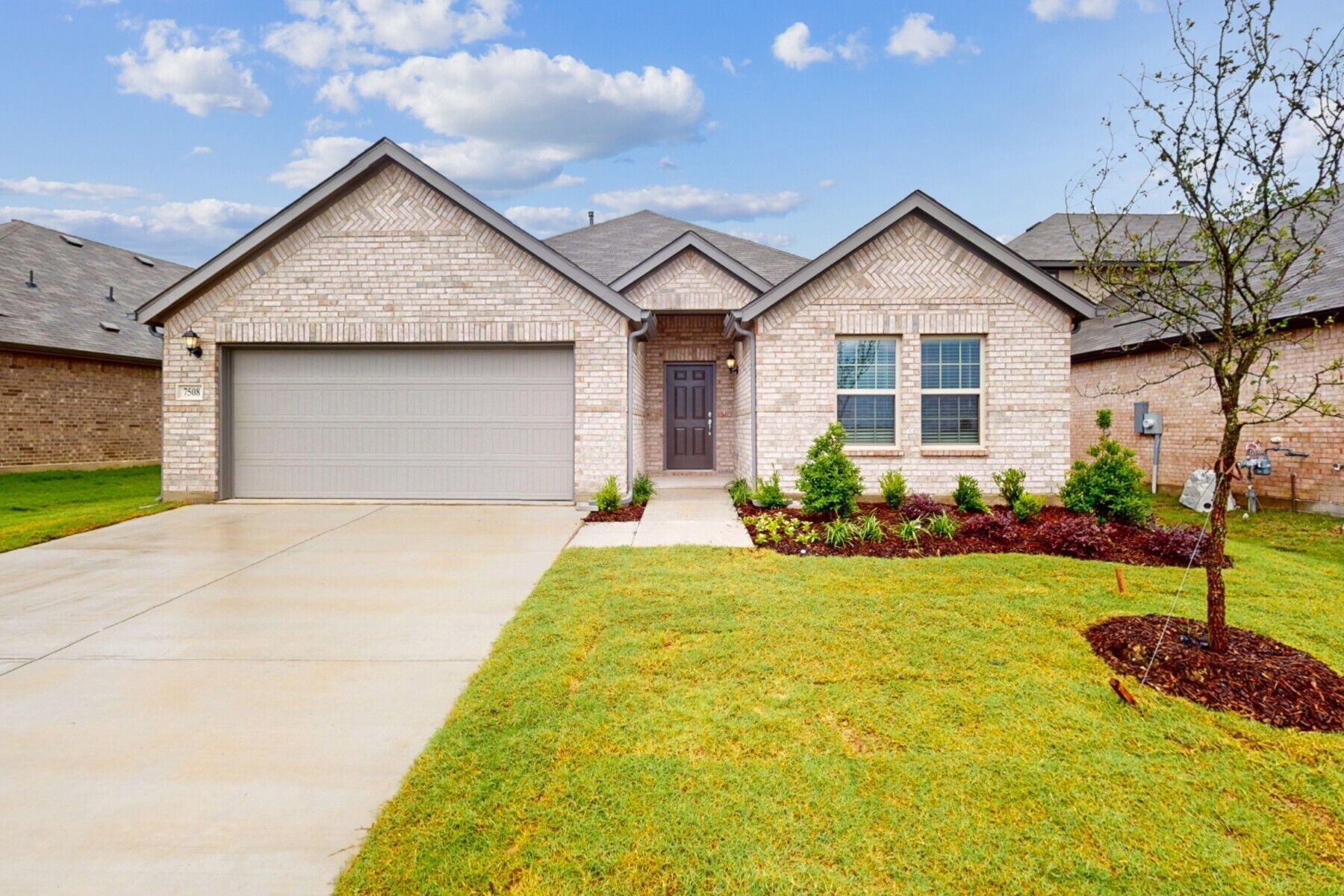 Front Exterior:Front Exterior