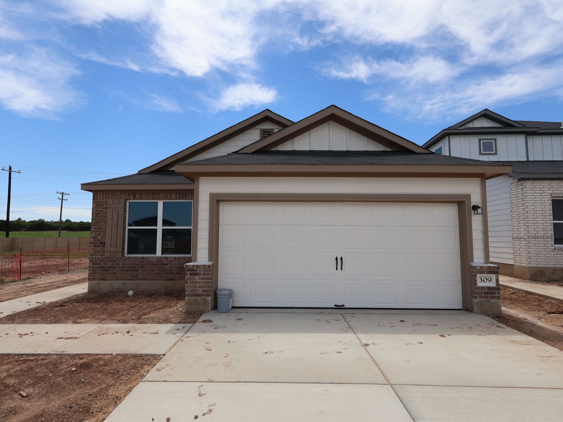 Front Exterior:Front Exterior
