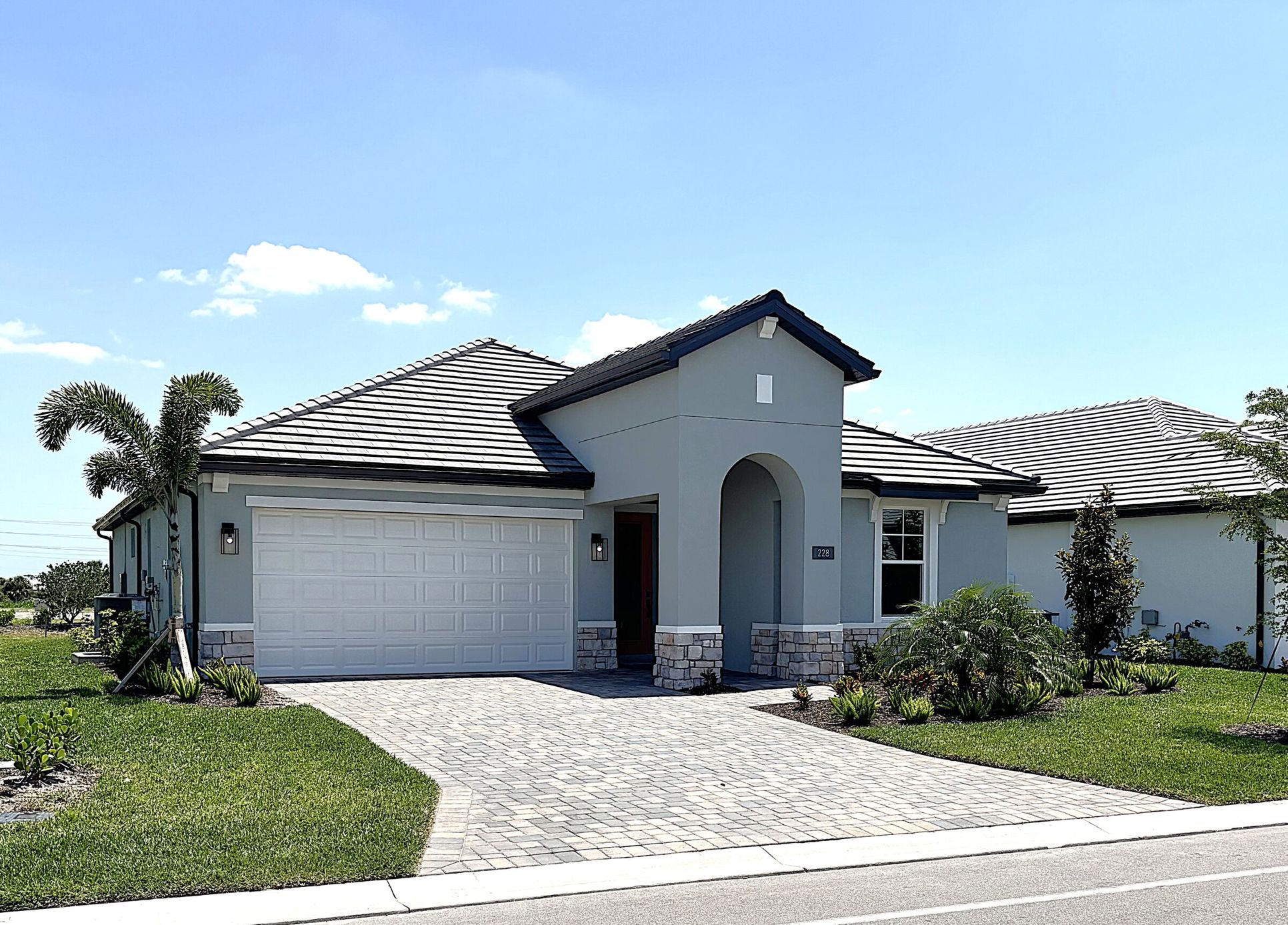 Front Exterior:Front Exterior