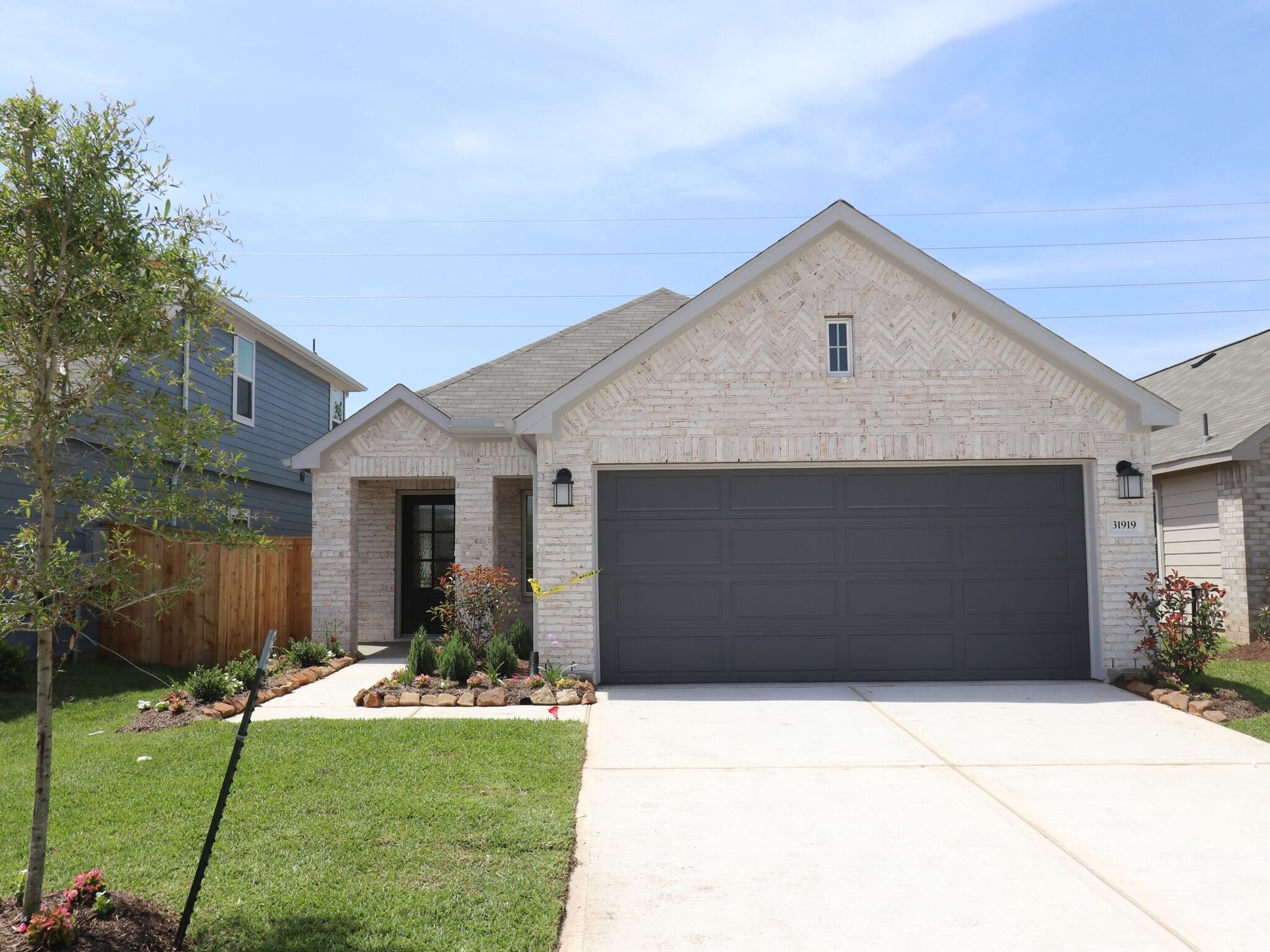 Front Exterior:Front Exterior