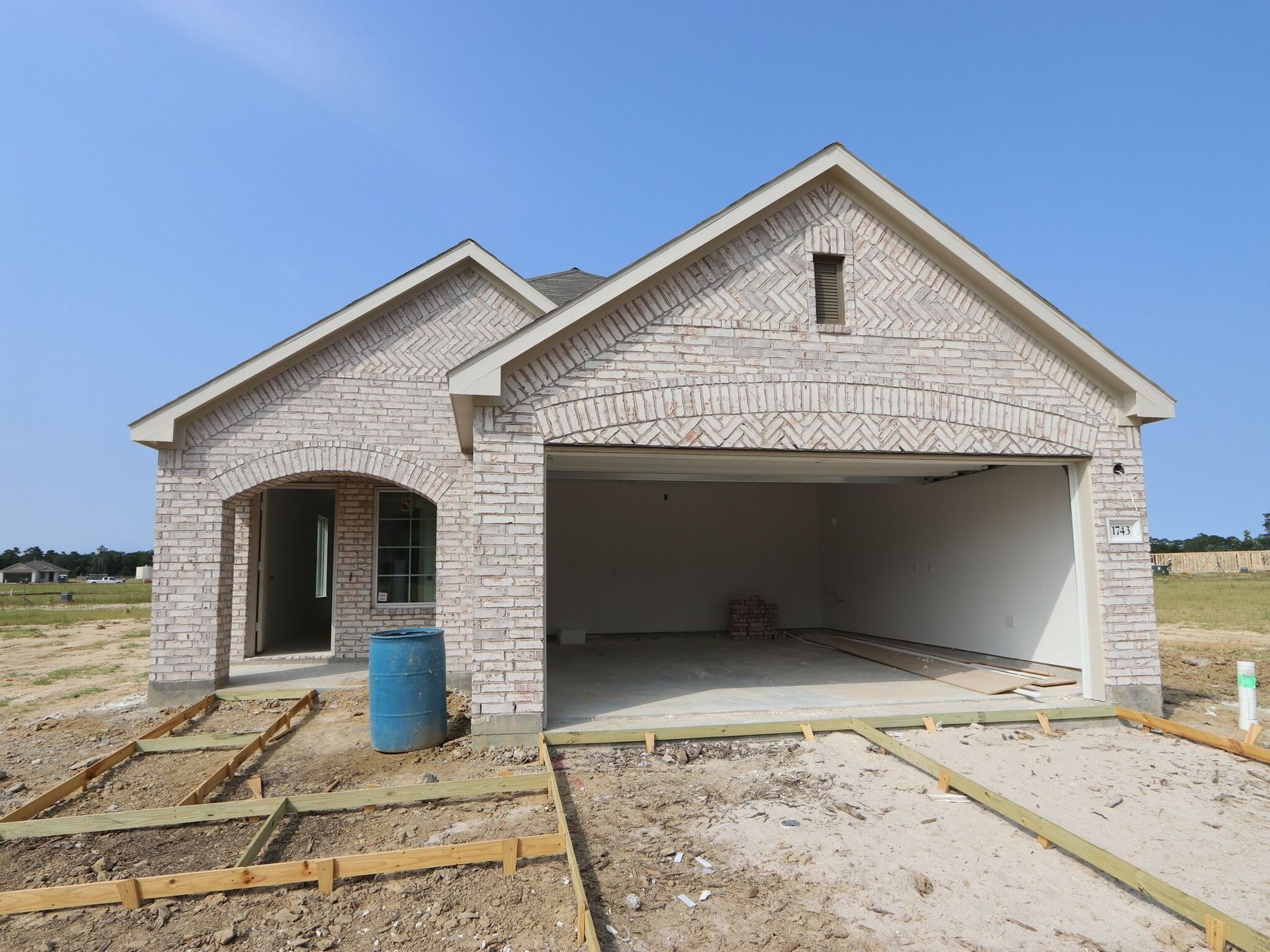 Front Exterior:Front Exterior