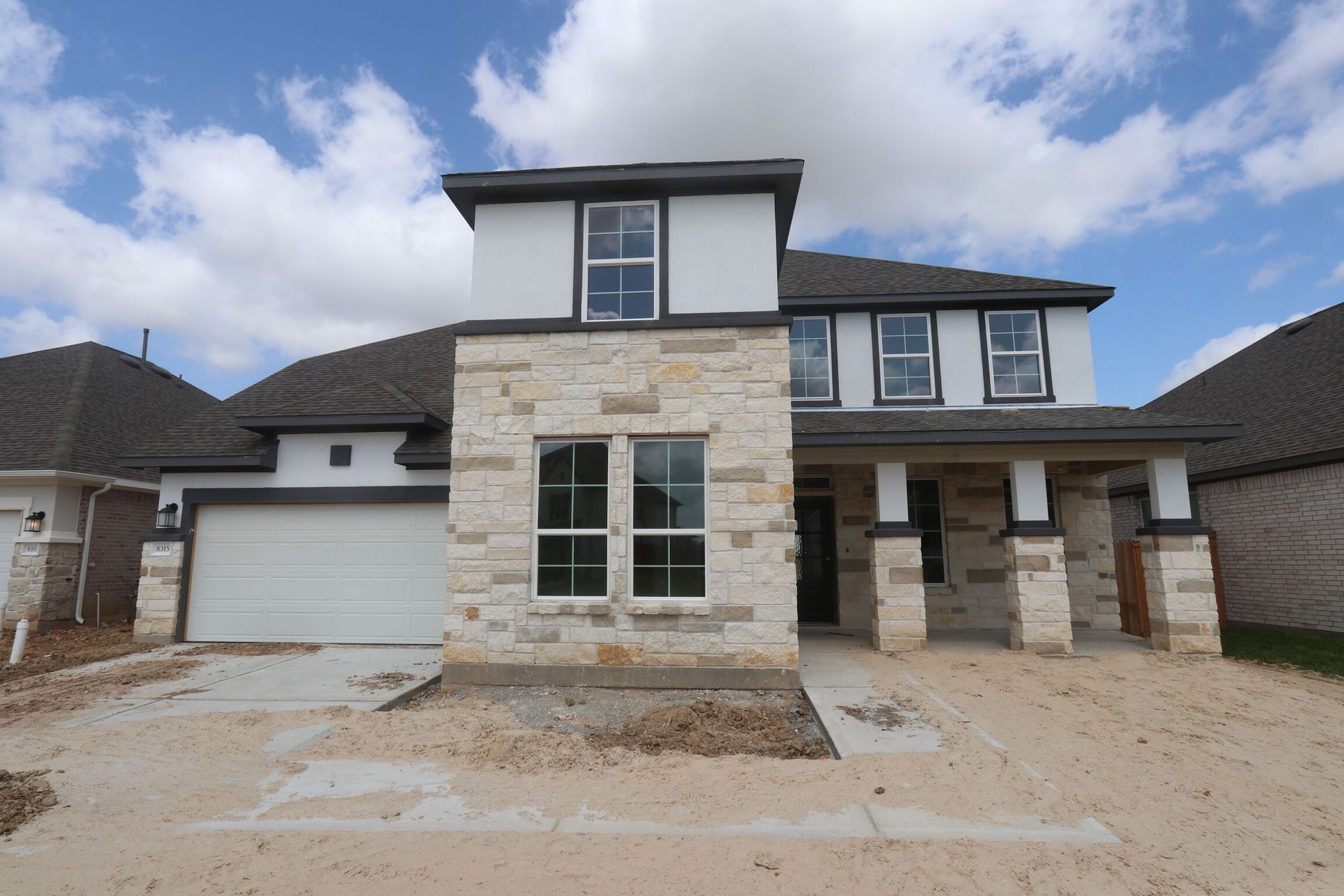 Front Exterior:Front Exterior