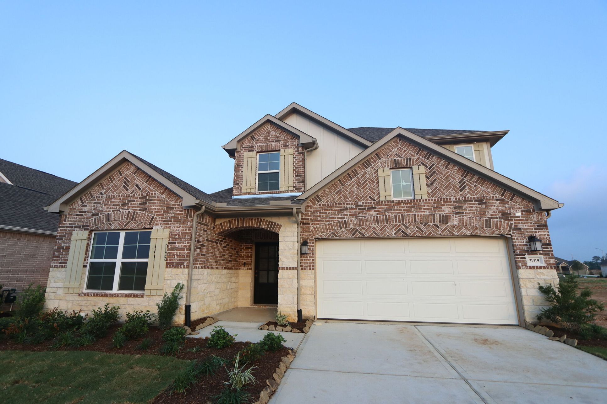Front Exterior:Front Exterior