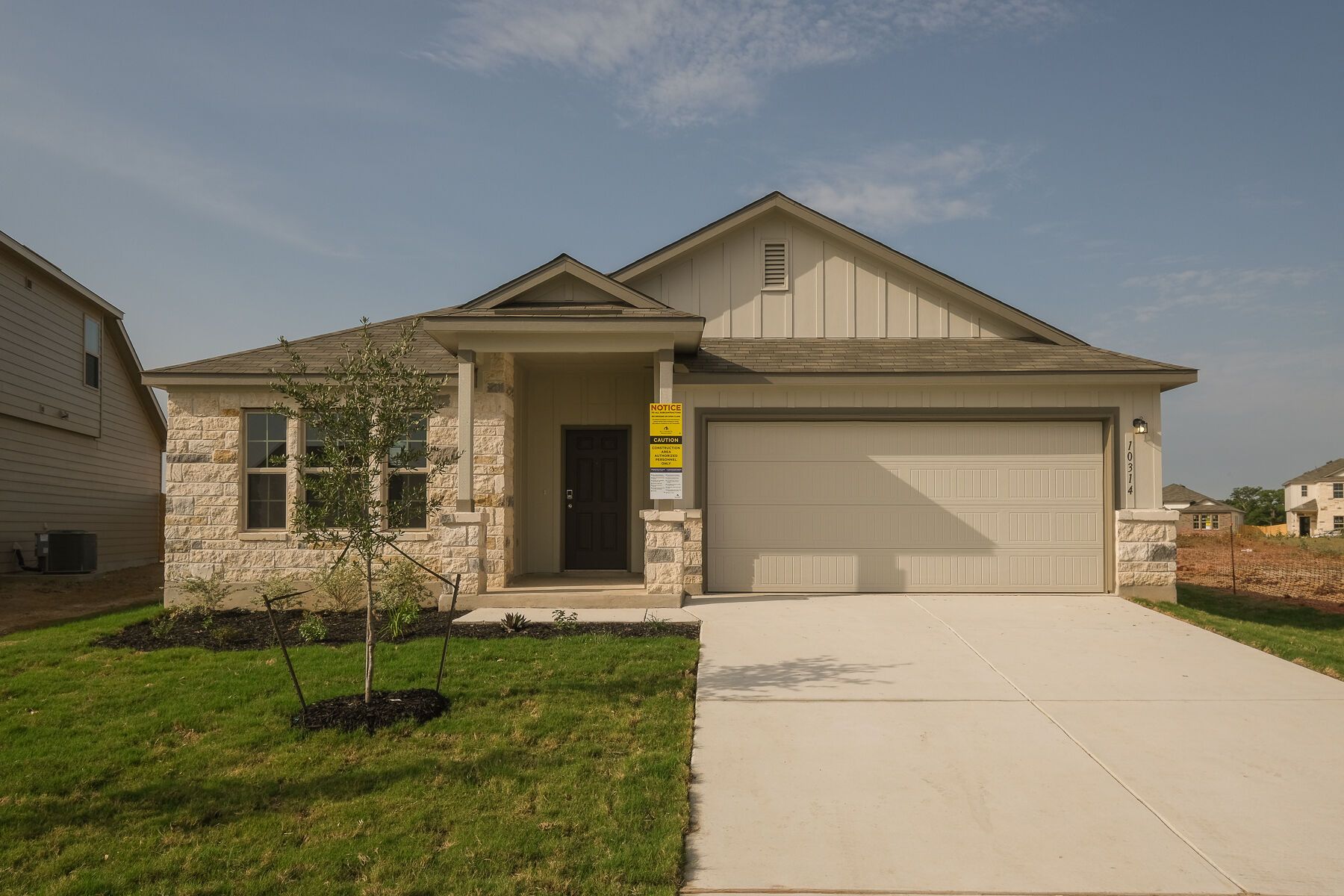 Front Exterior:Front Exterior