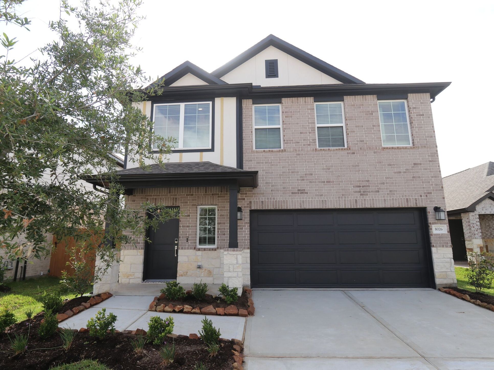 Front Exterior:Front Exterior