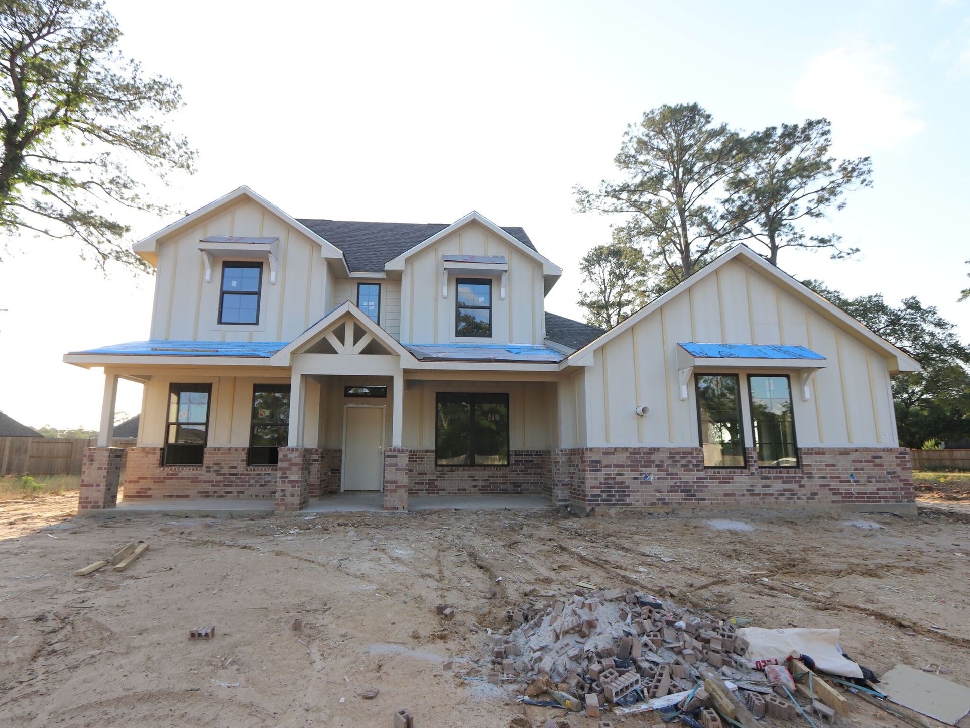 Front Exterior:Front Exterior