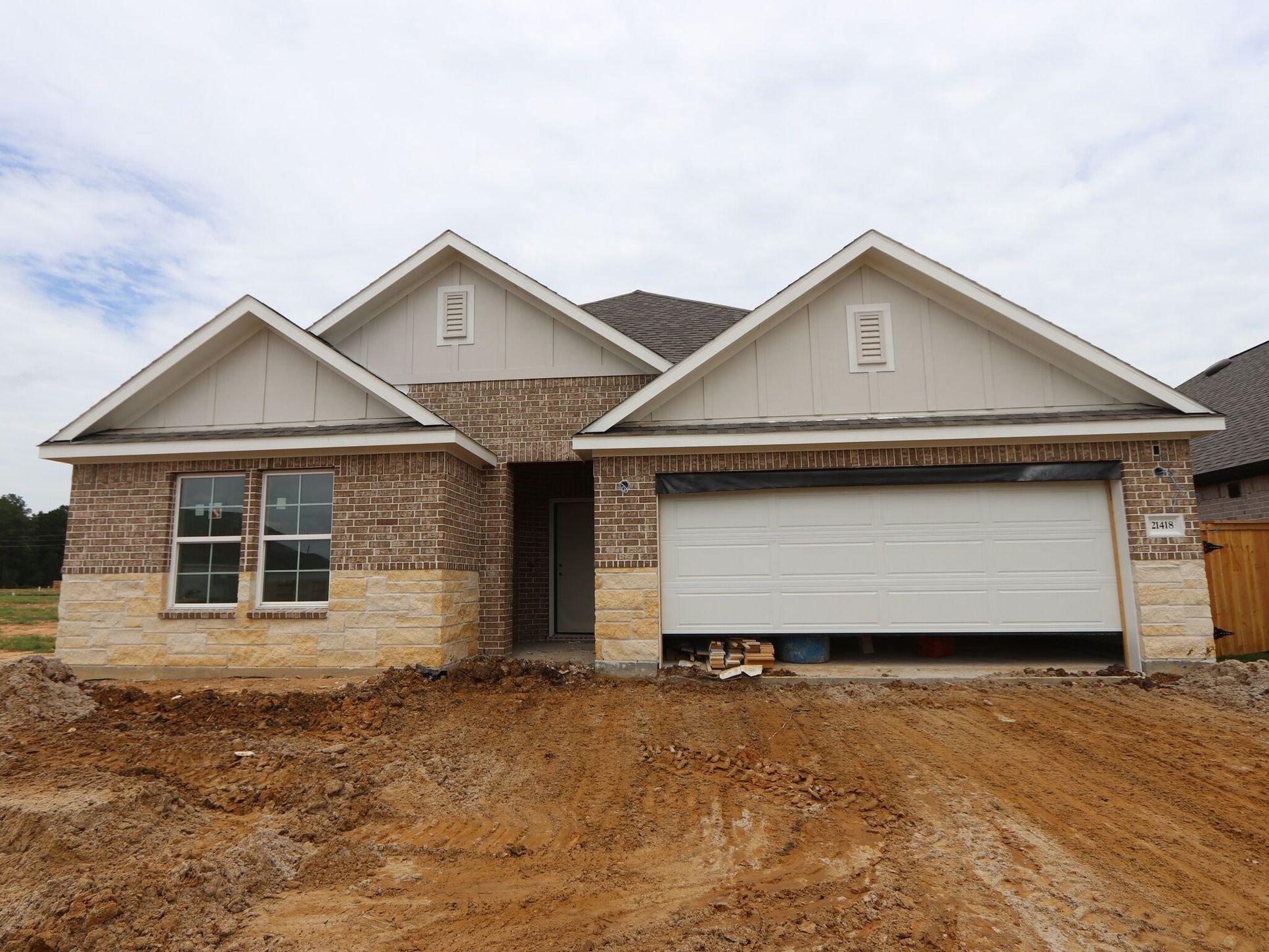 Front Exterior:Front Exterior