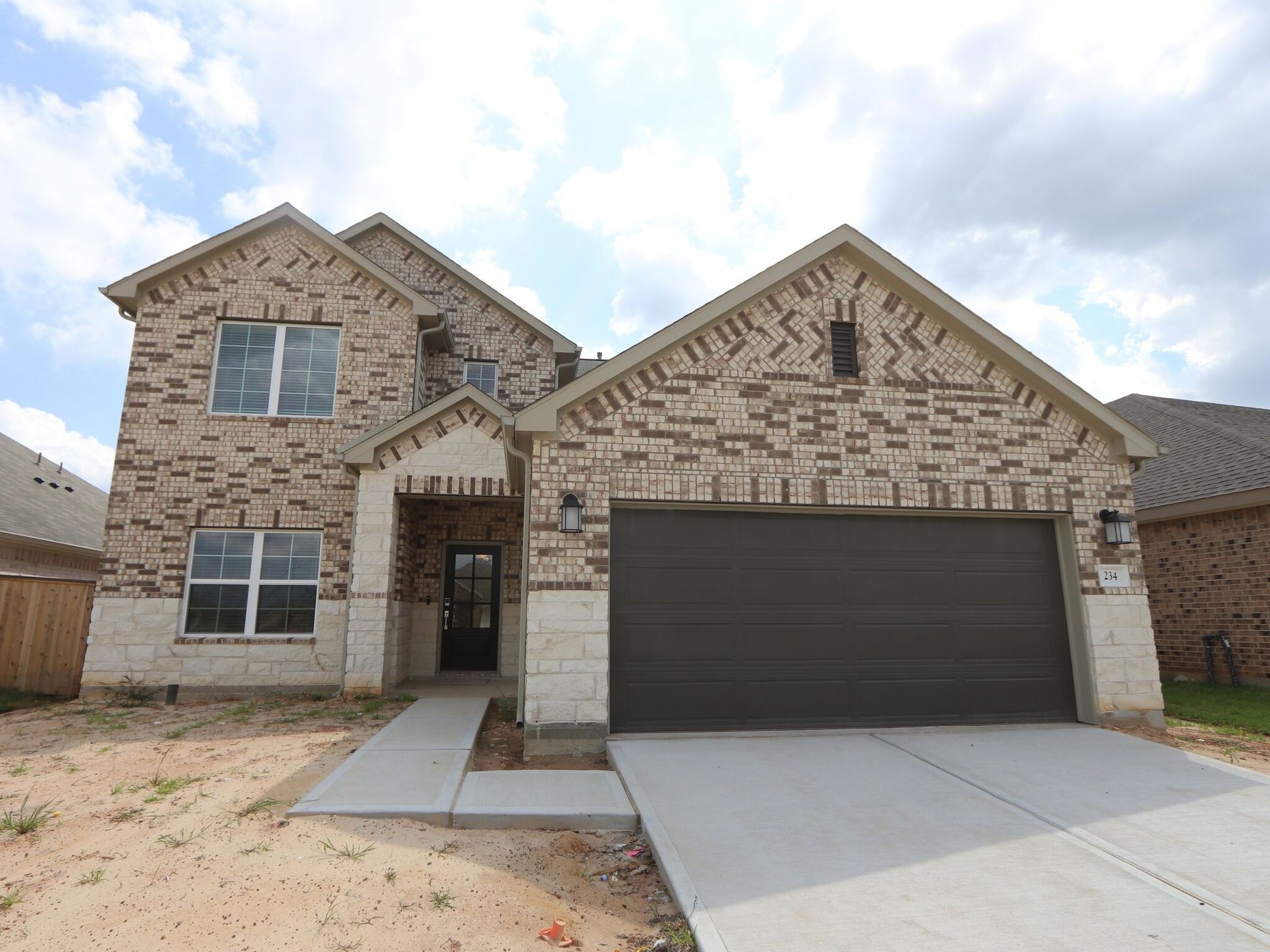 Front Exterior:Front Exterior