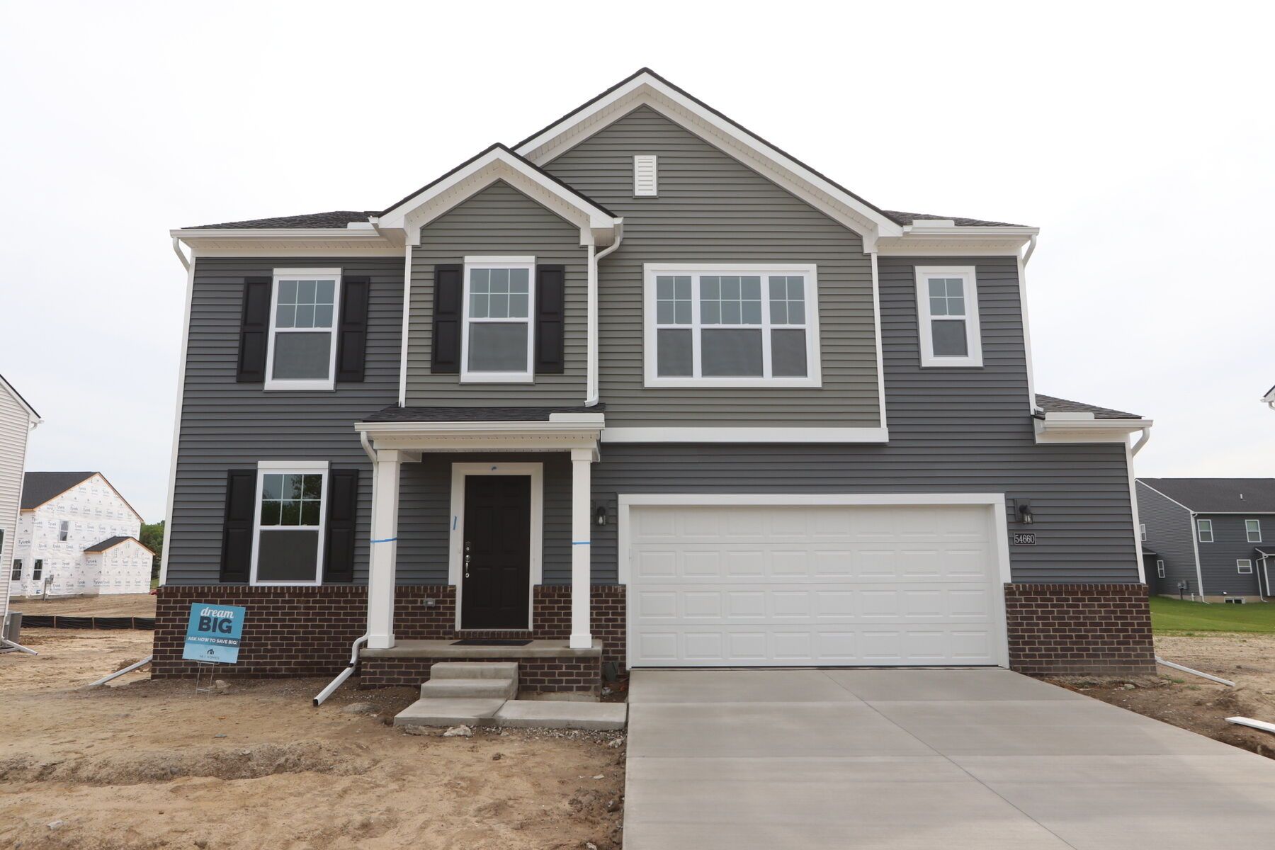 Front Exterior:Front Exterior