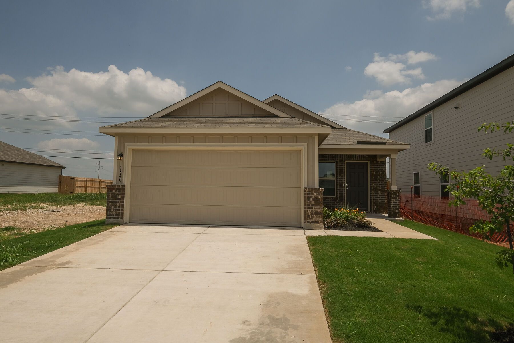 Exterior:Exterior