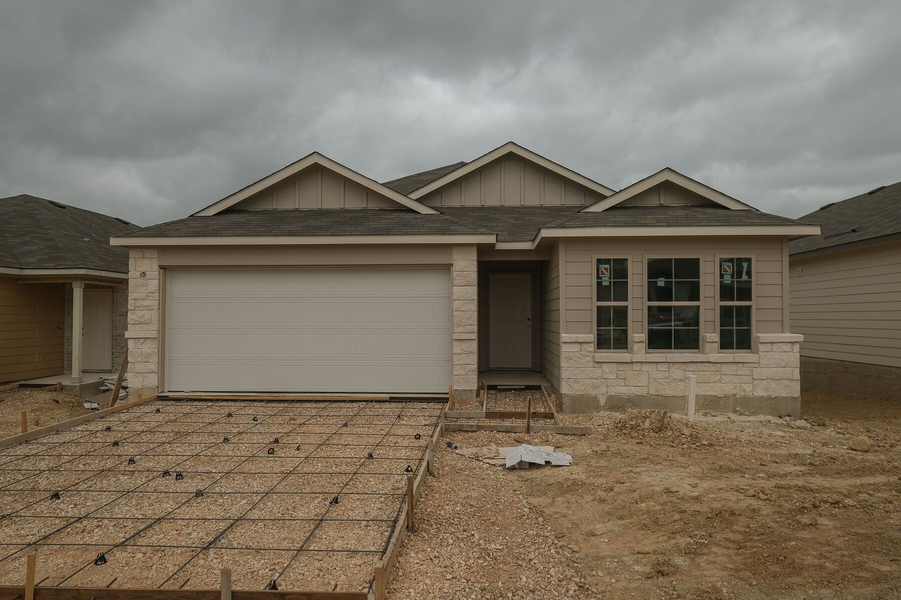 Front Exterior:Front Exterior