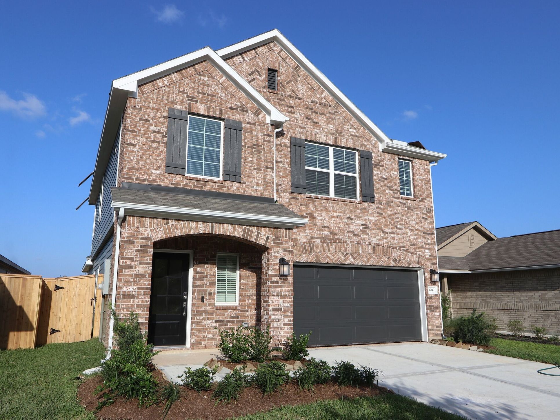 Front Exterior:Front Exterior