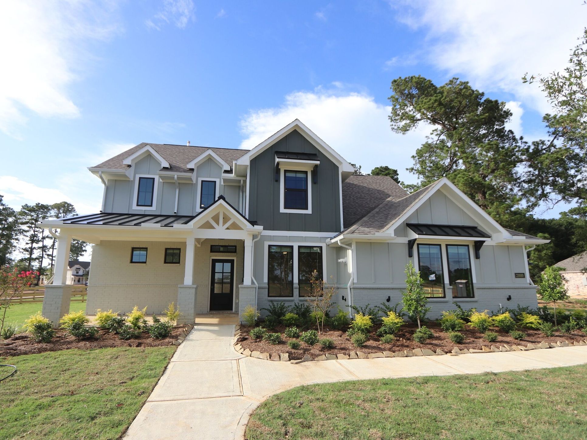 Front Exterior:Front Exterior