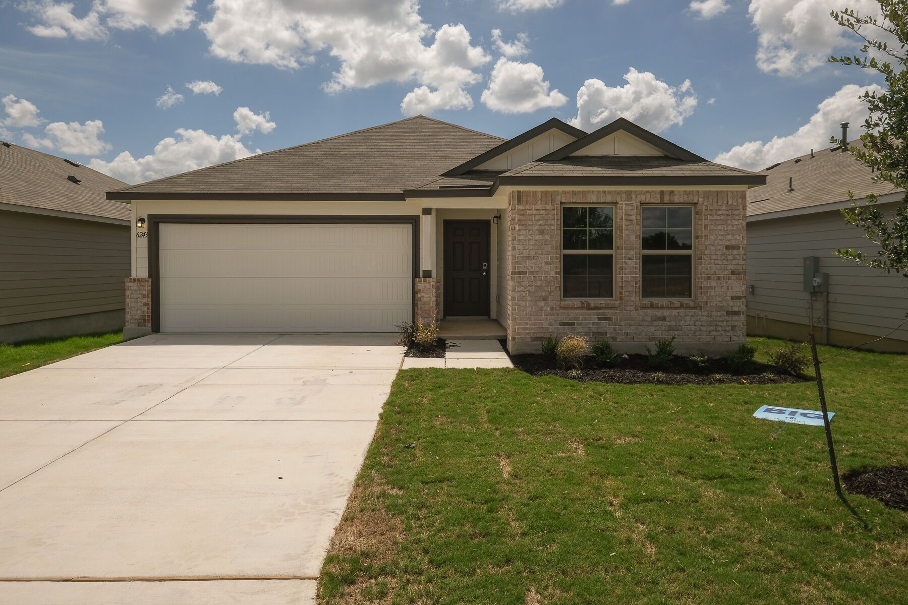 Front Exterior:Front Exterior