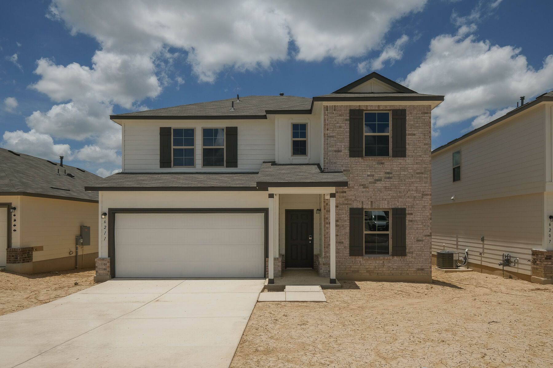 Front Exterior:Front Exterior