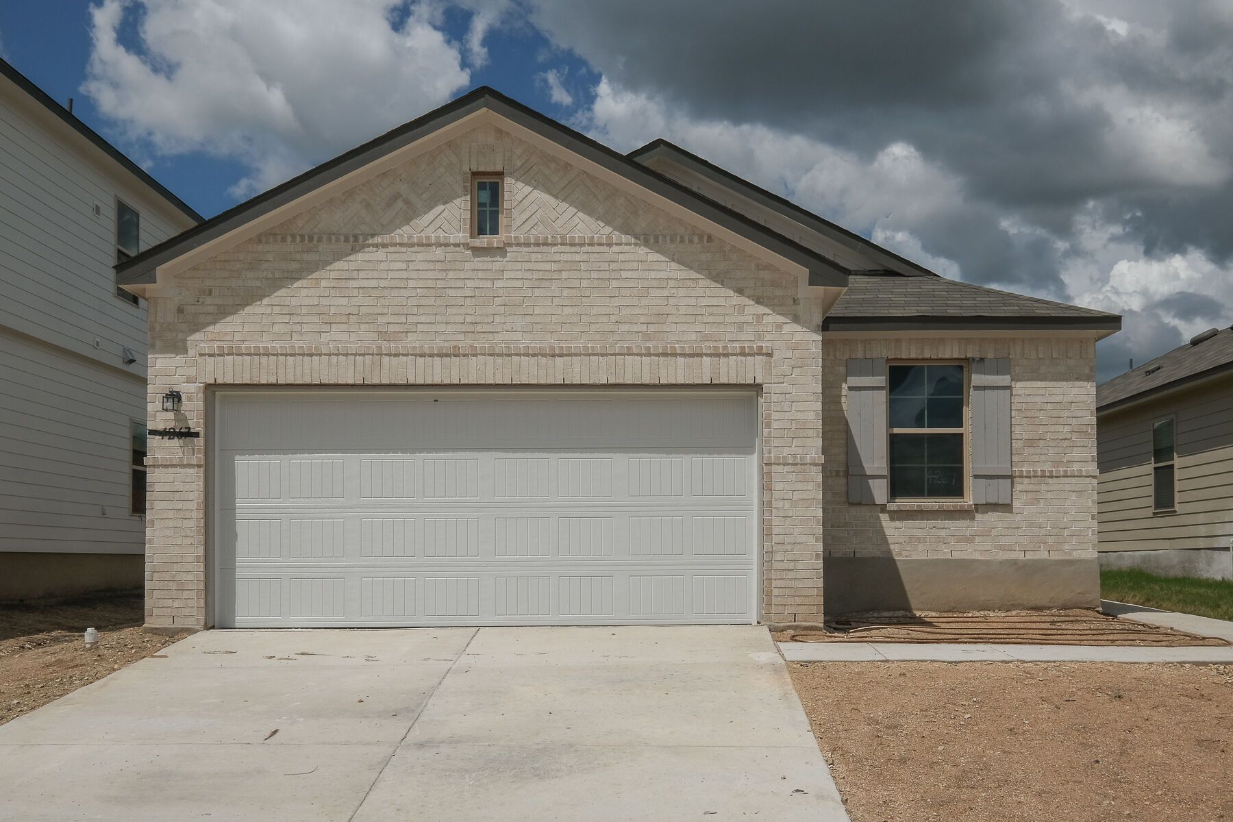 Exterior:Exterior