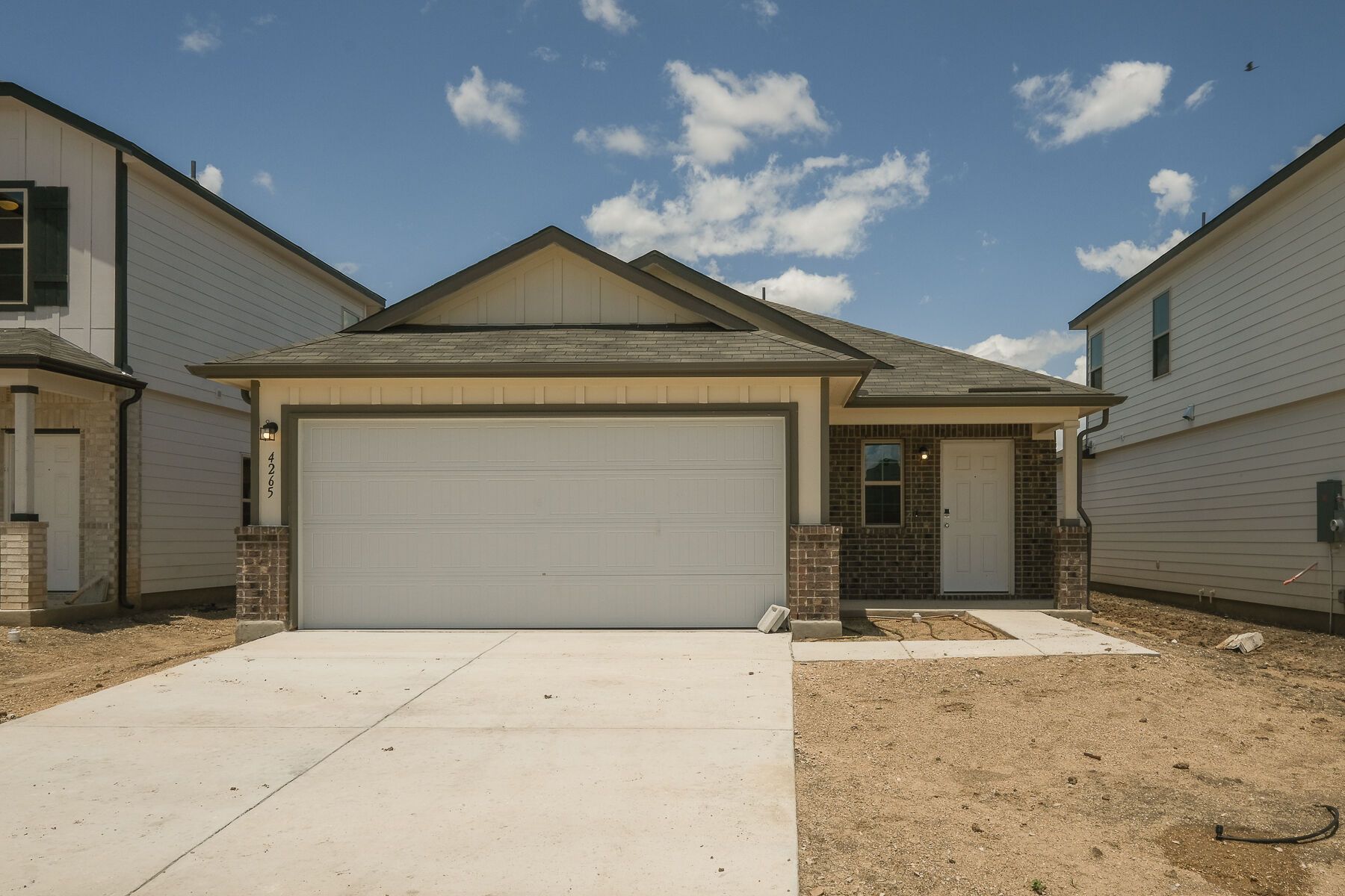 Front Exterior:Front Exterior