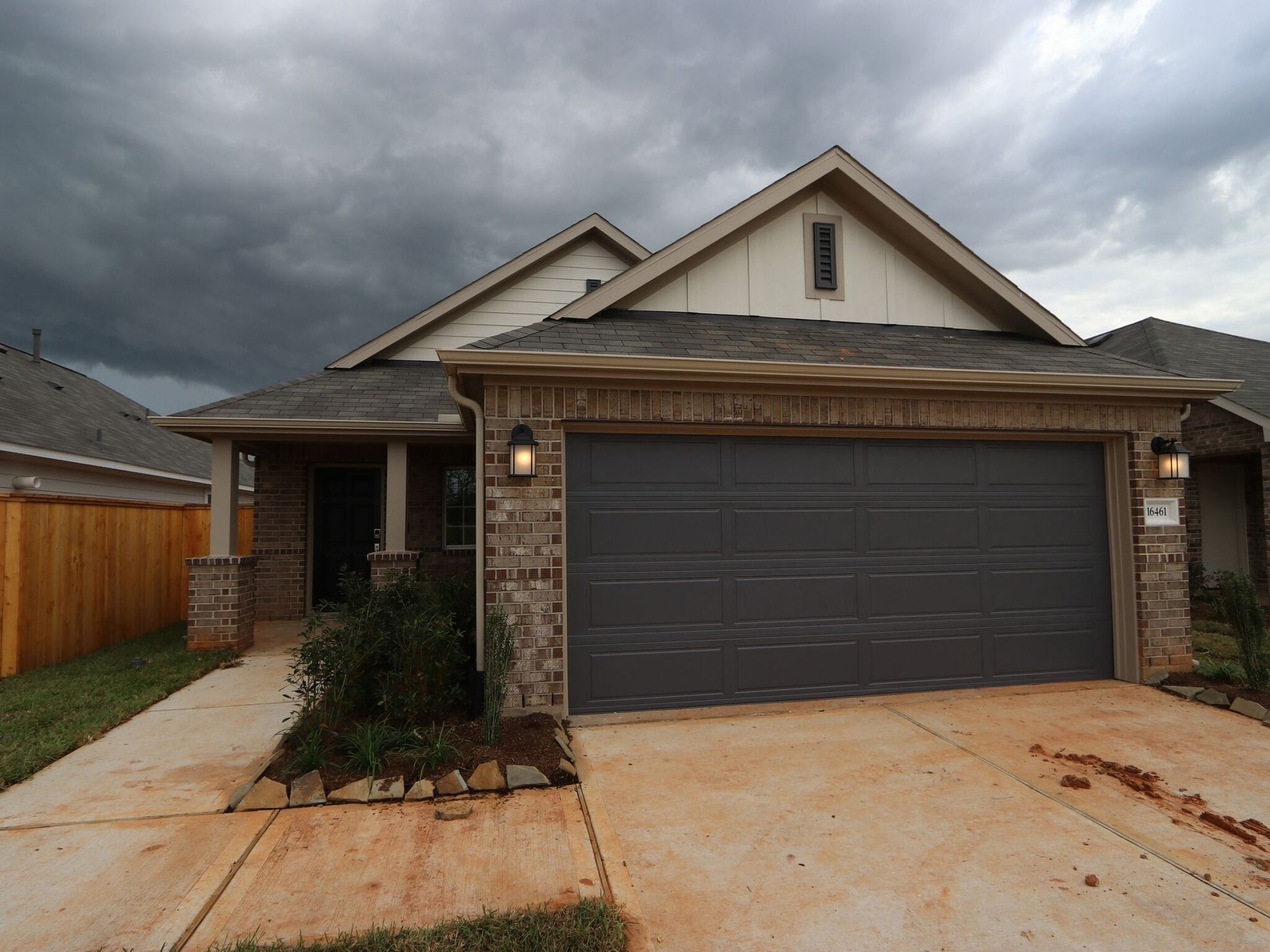 Front Exterior:Front Exterior