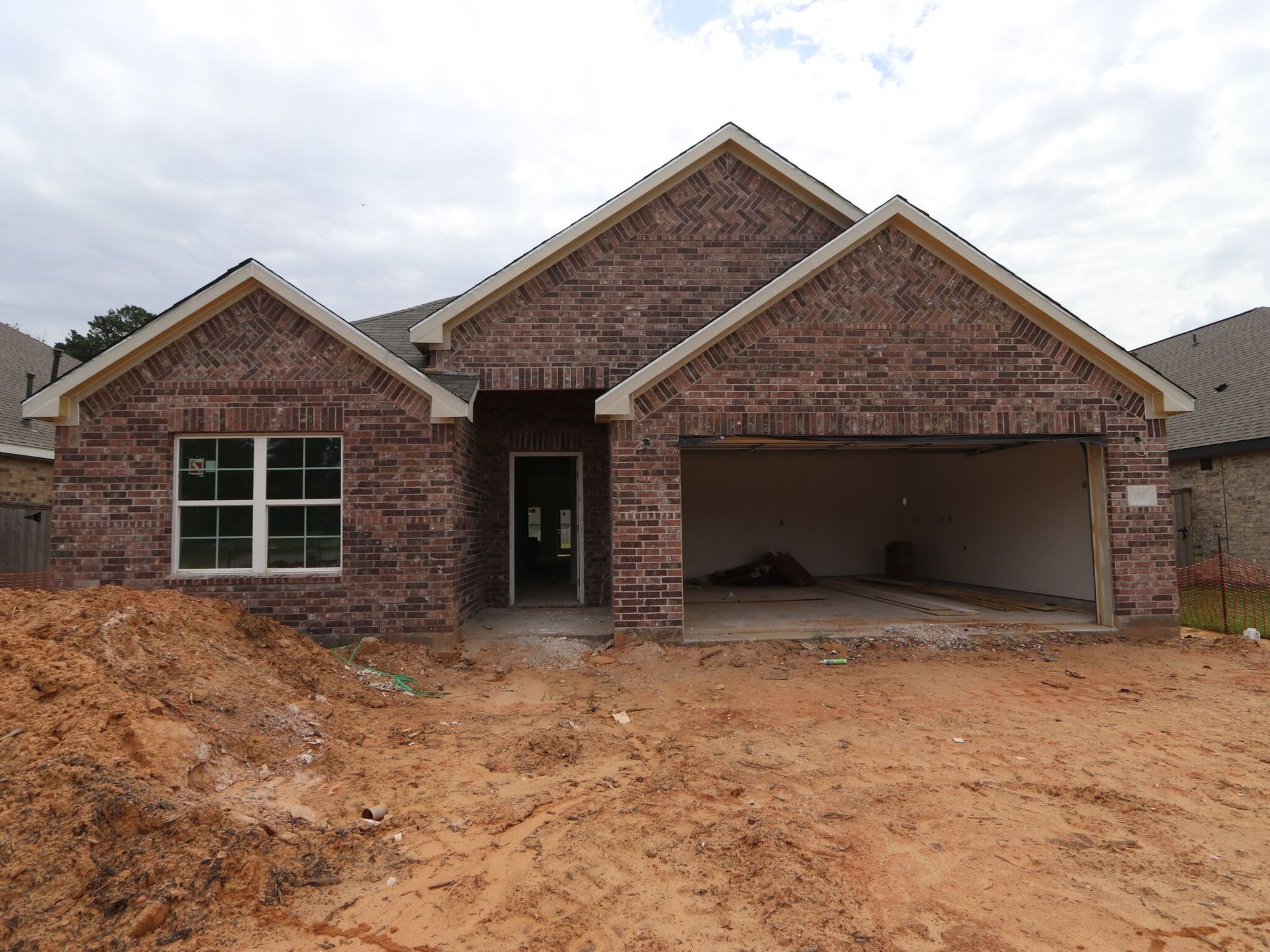Front Exterior:Front Exterior