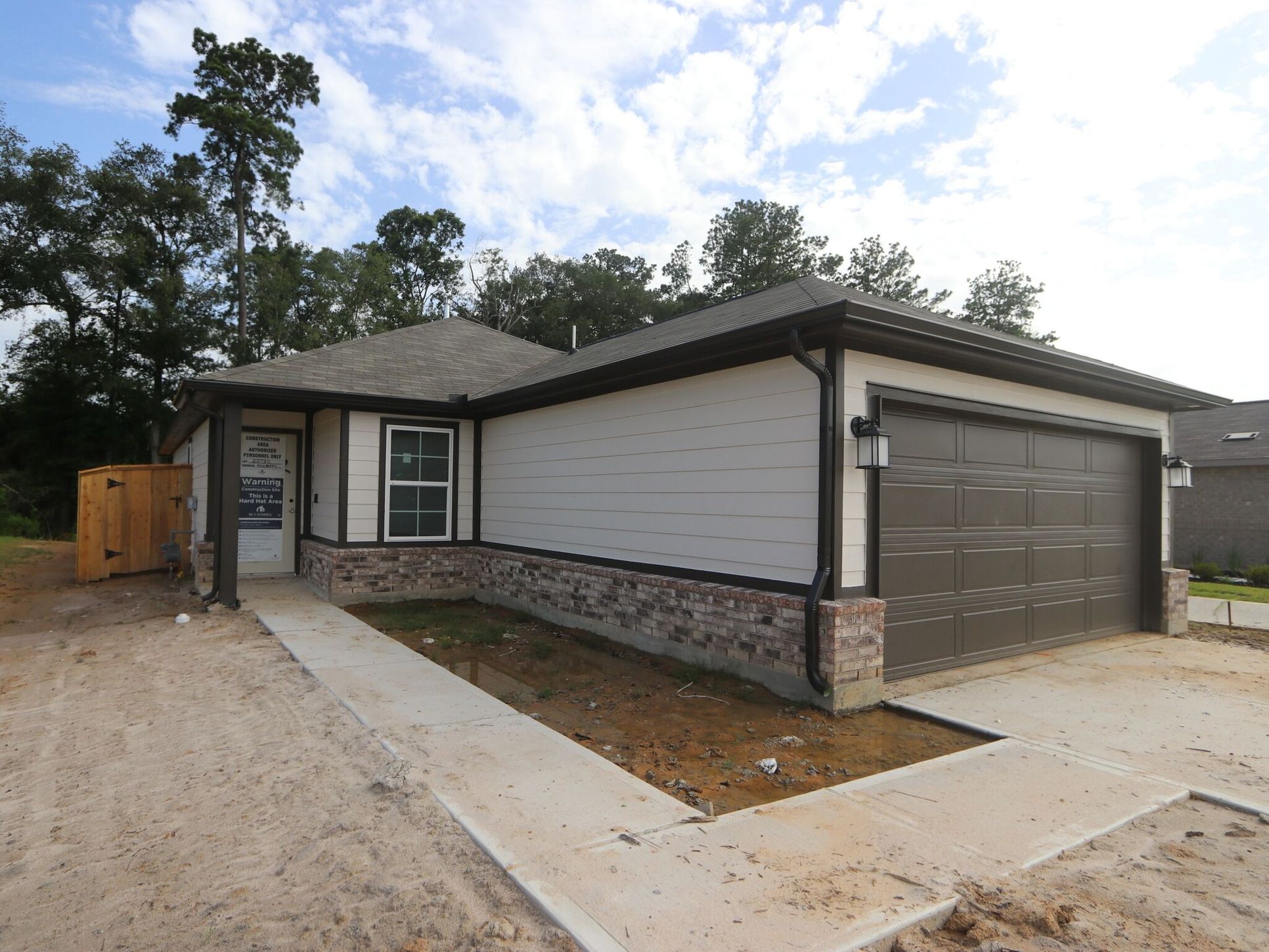 Exterior:Exterior