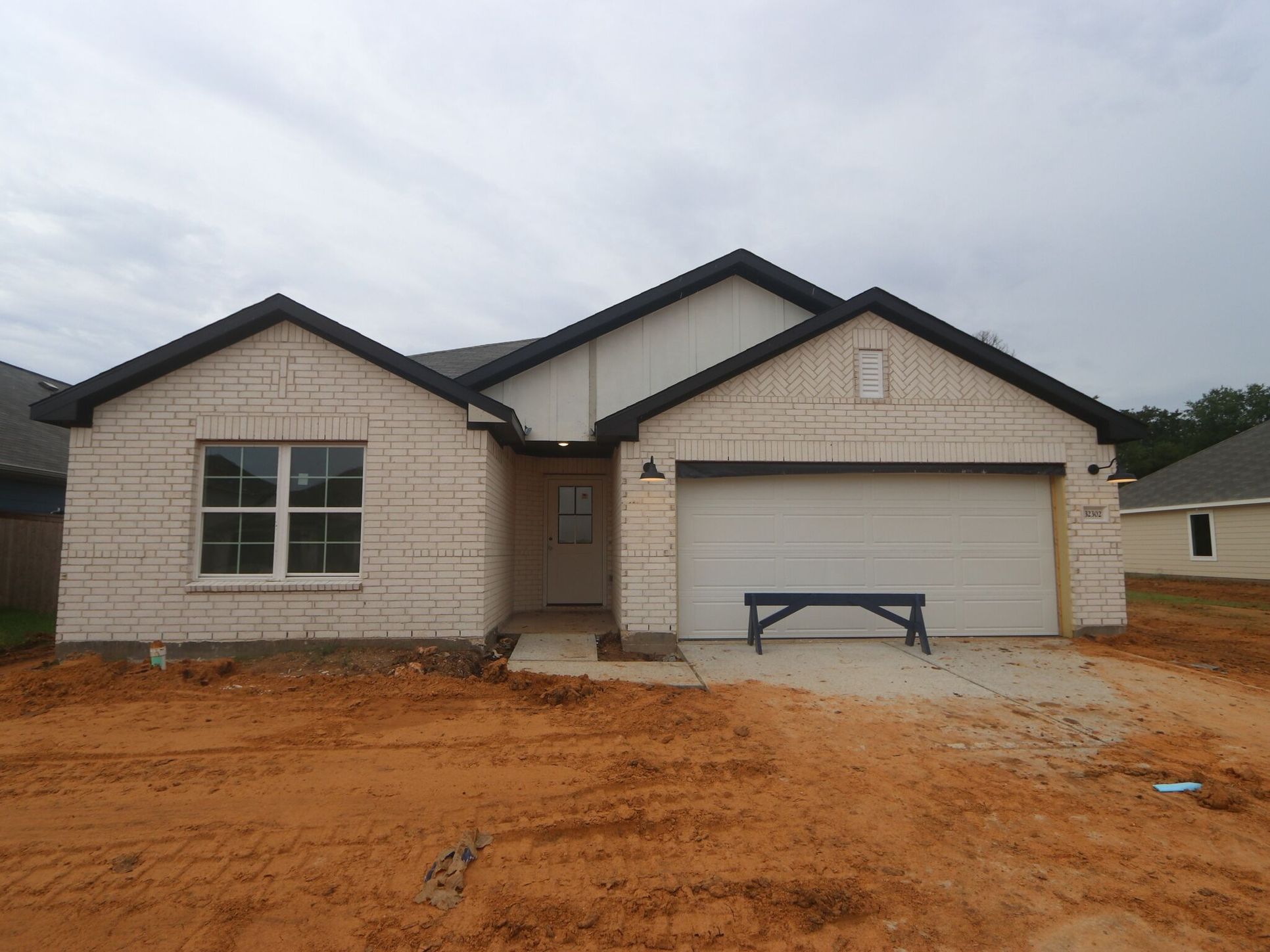 Front Exterior:Front Exterior