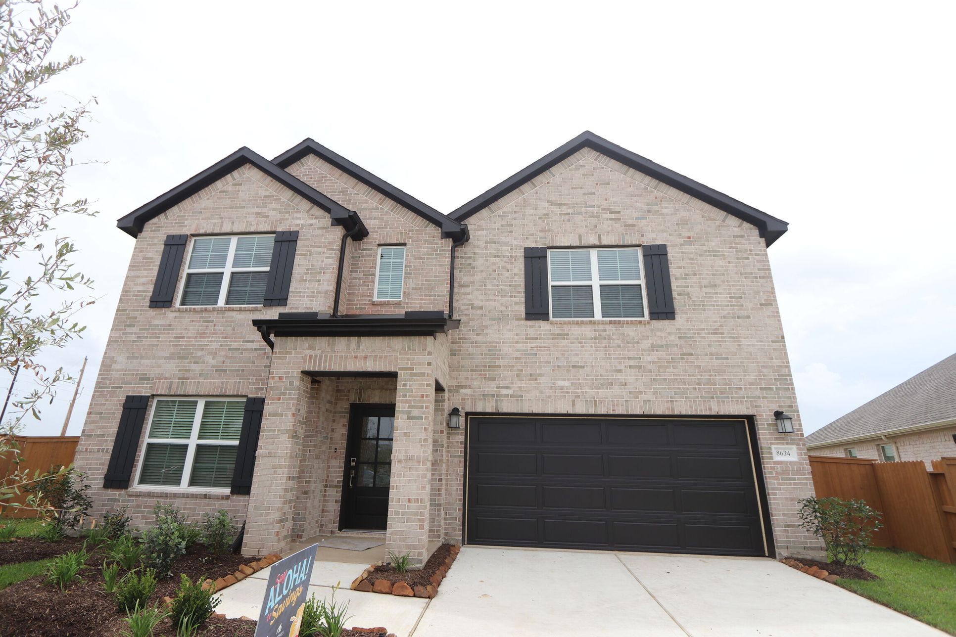 Front Exterior:Front Exterior