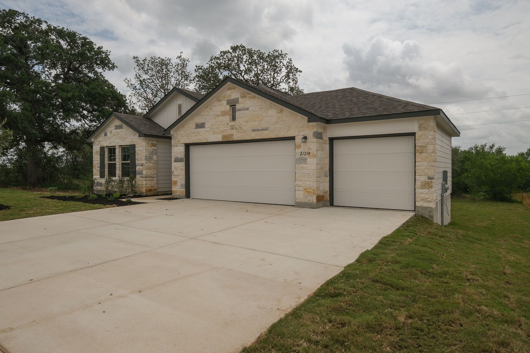 Front Exterior:Front Exterior