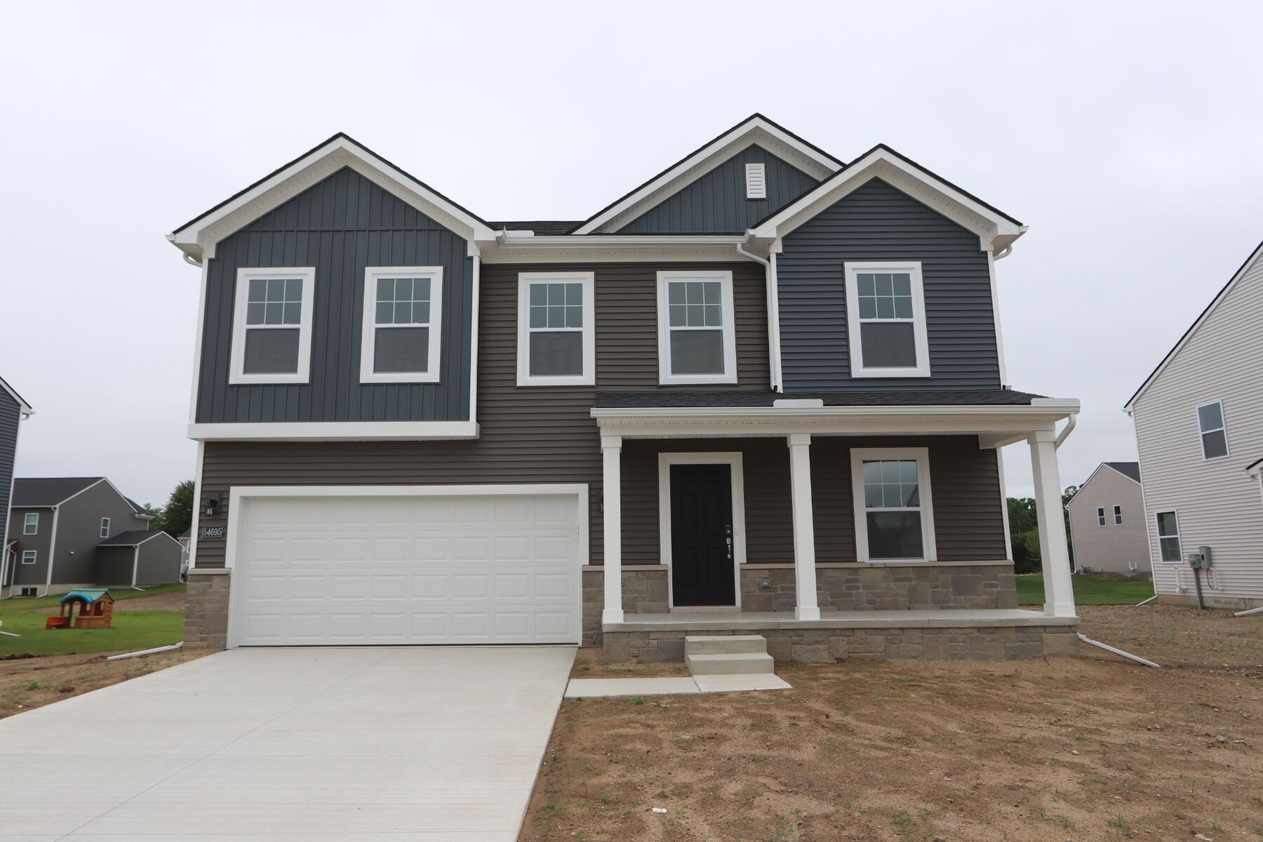 Front Exterior:Front Exterior