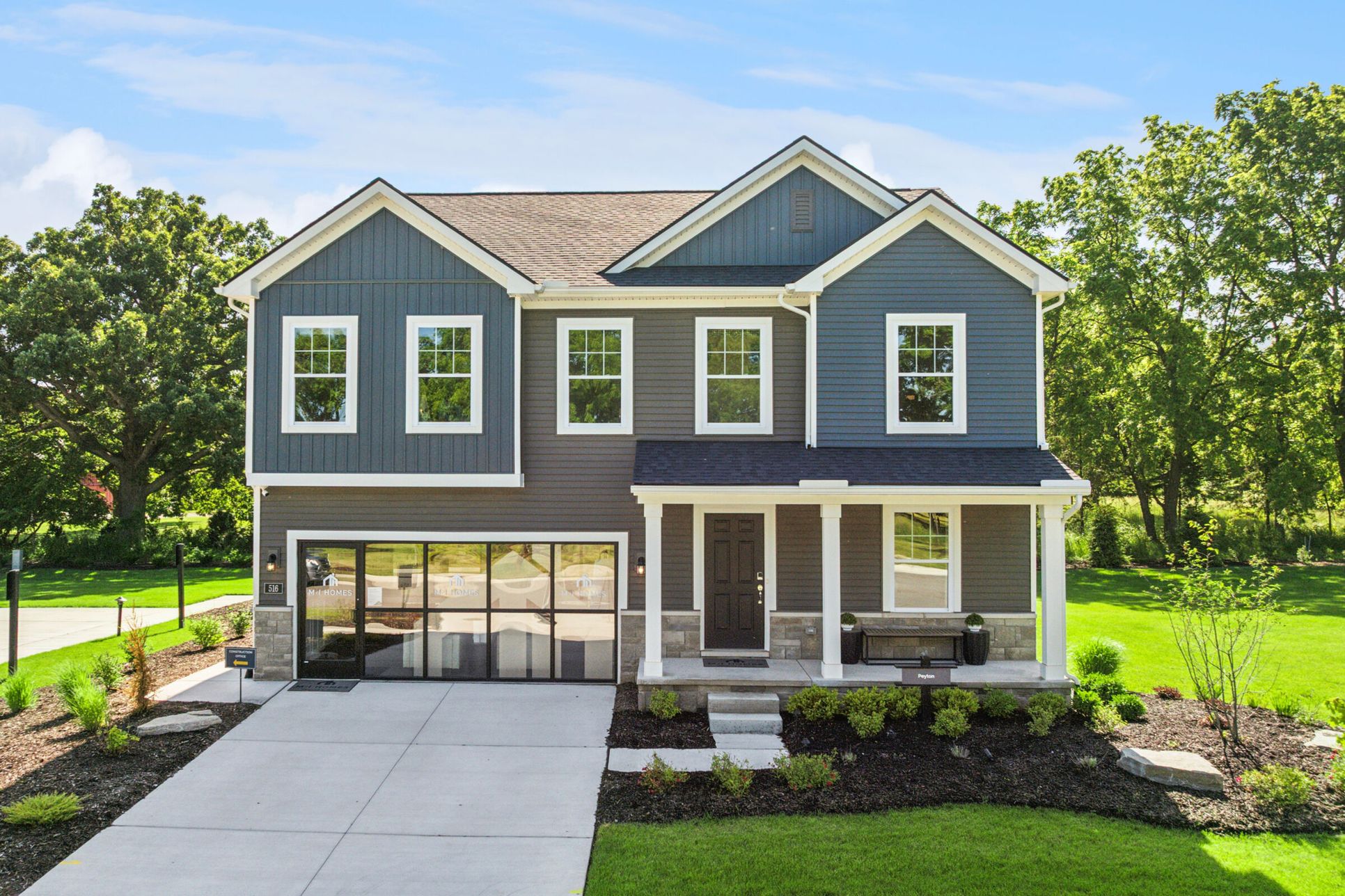 Front Exterior:Front Exterior