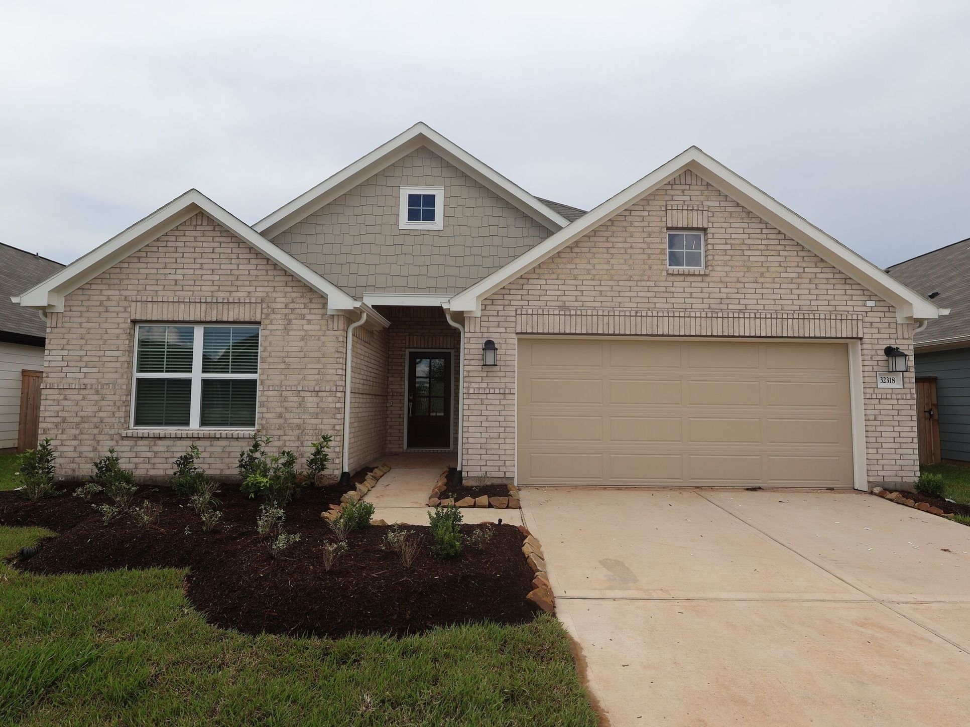 Front Exterior:Front Exterior