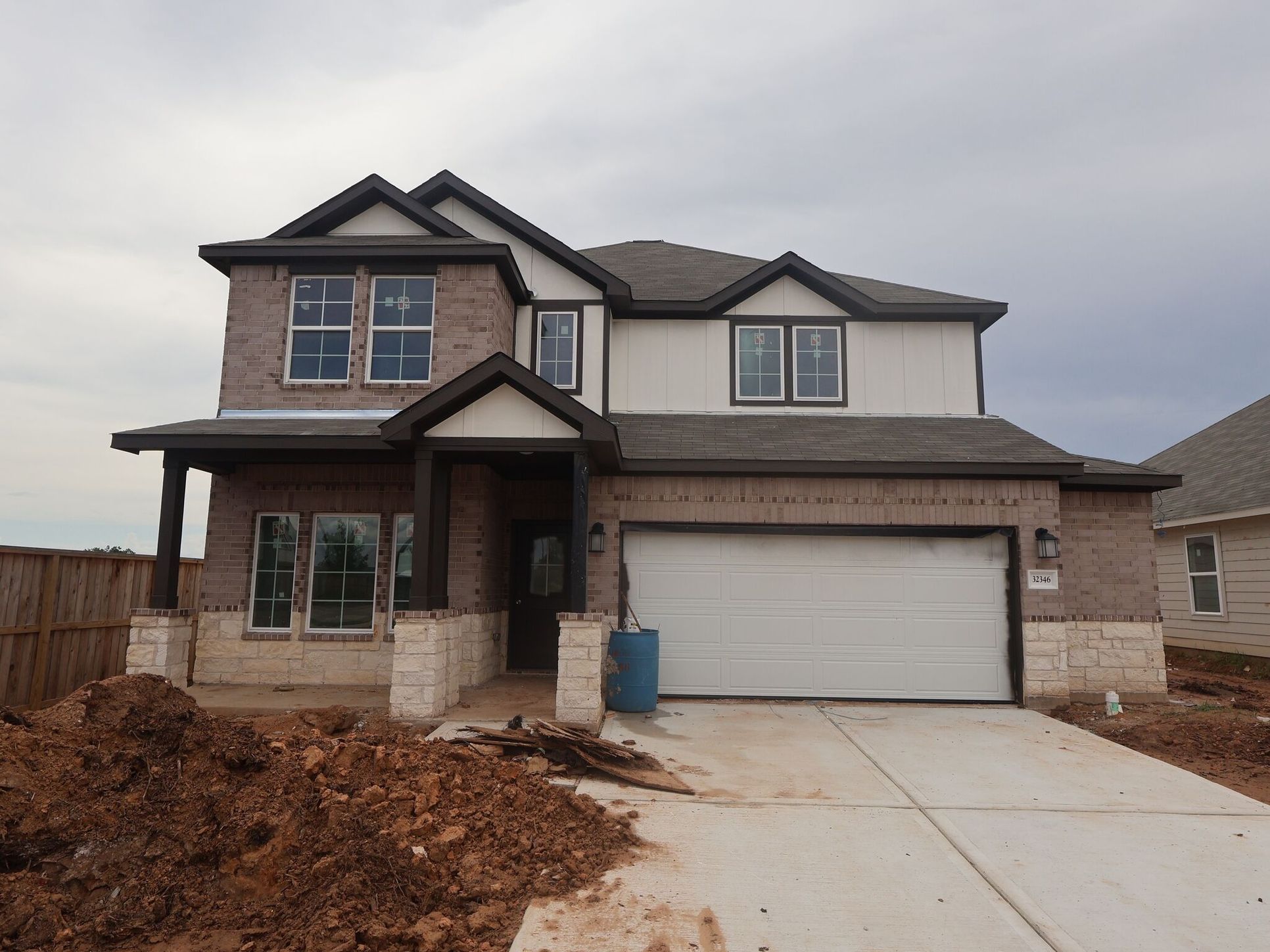 Front Exterior:Front Exterior