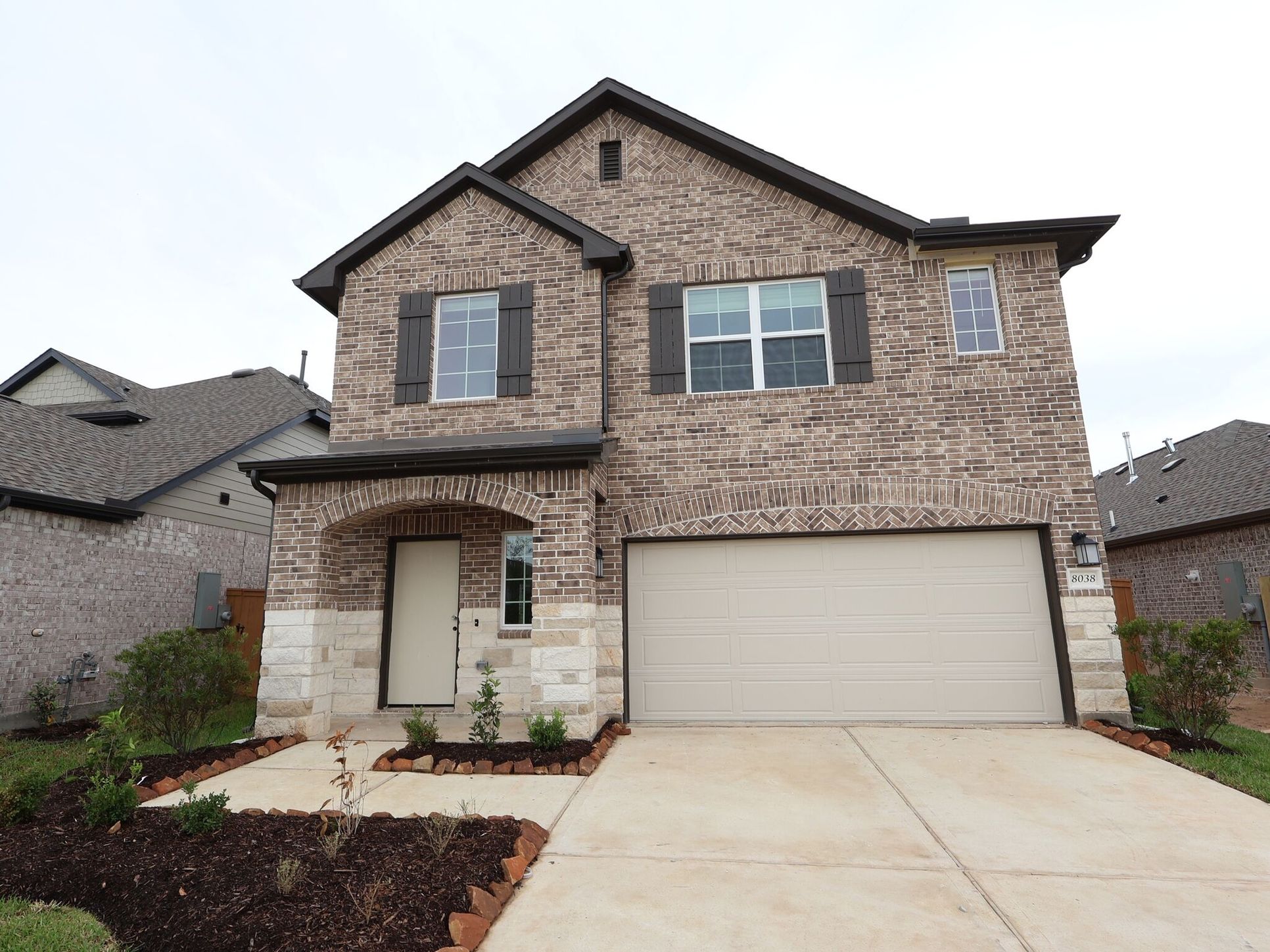Front Exterior:Front Exterior