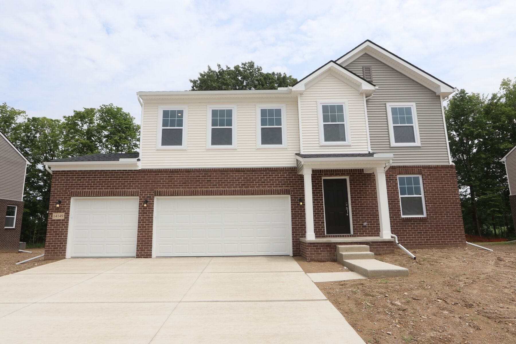 Front Exterior:Front Exterior