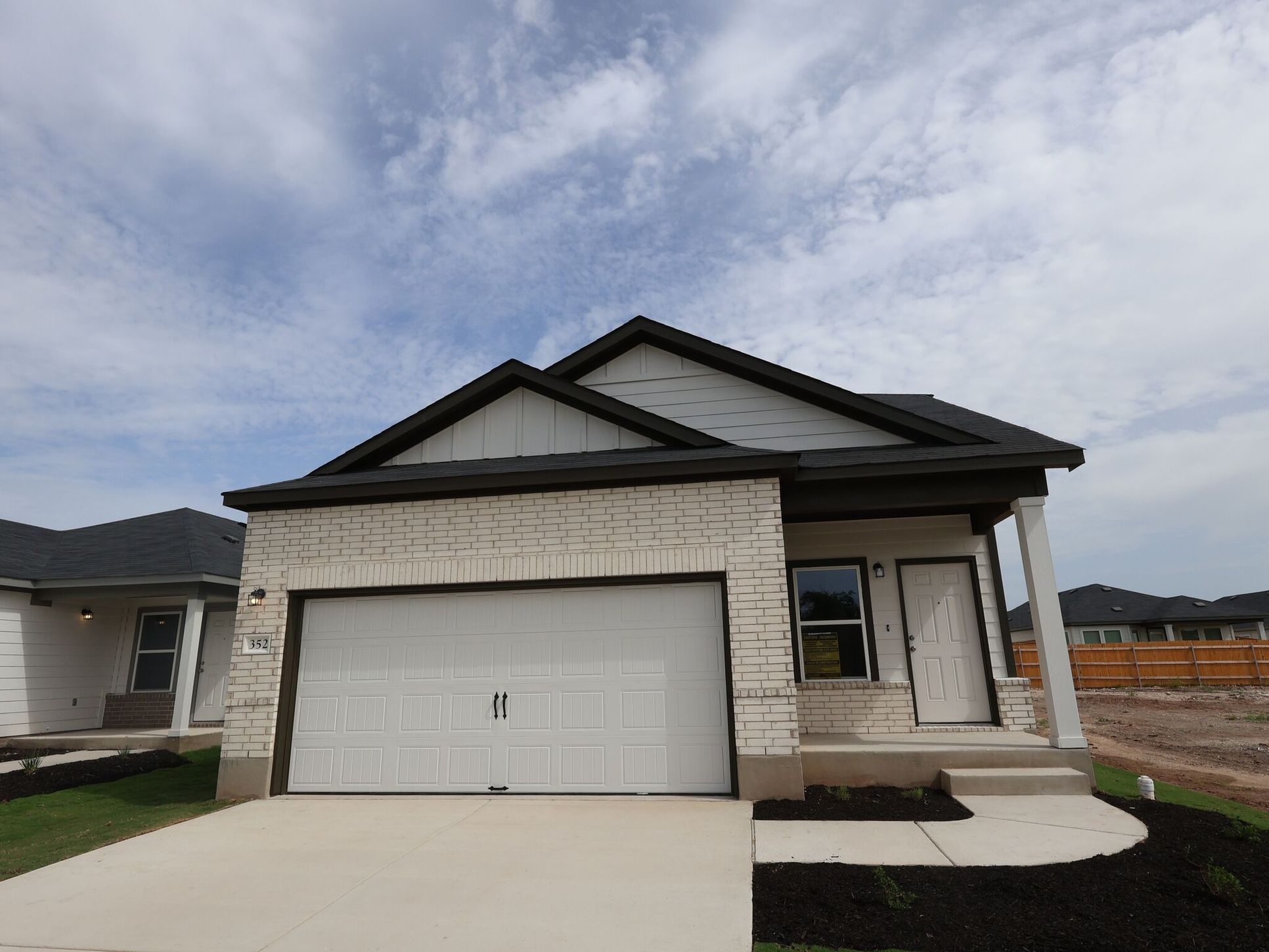 Front Exterior:Front Exterior