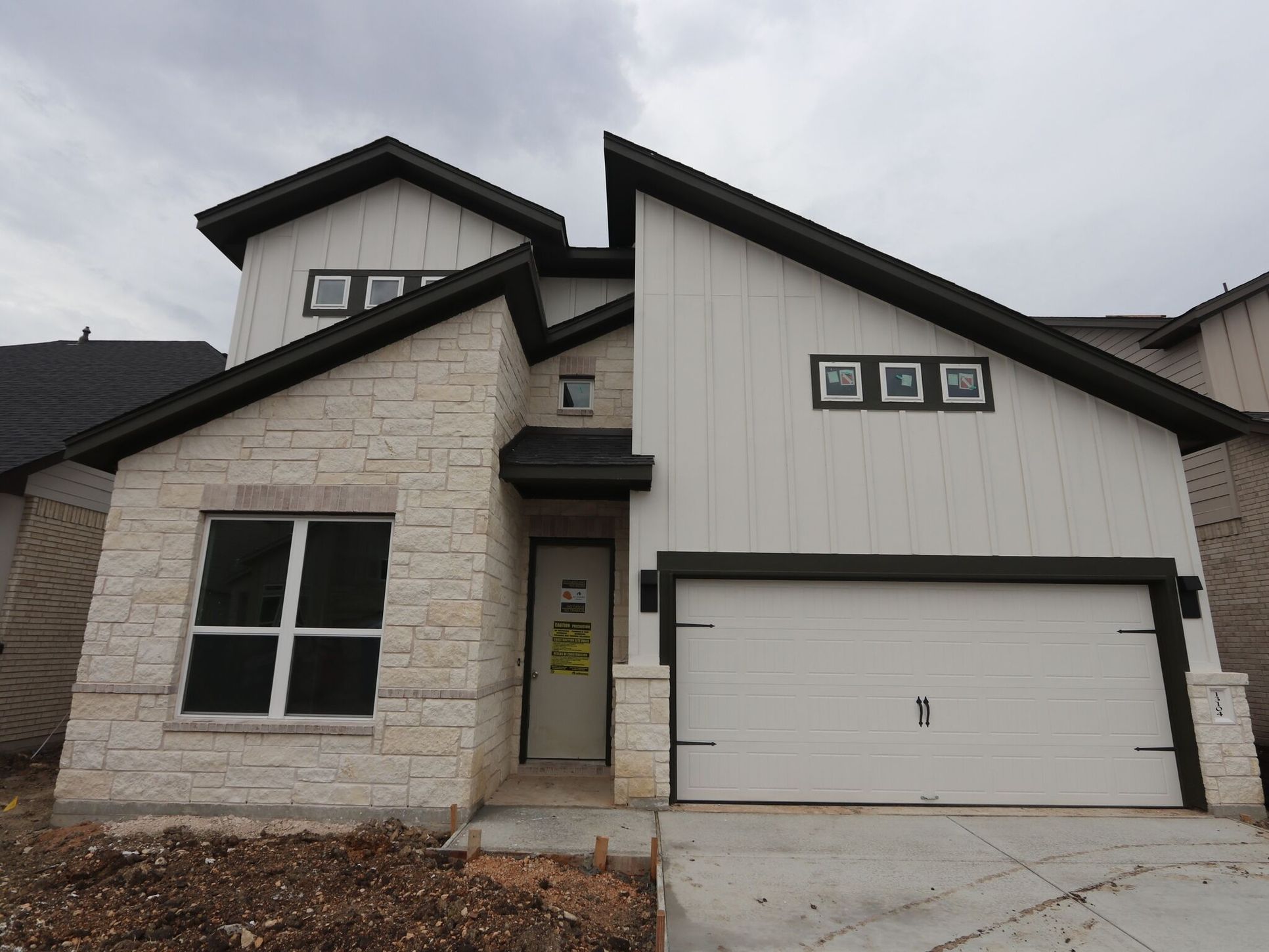 Exterior:Exterior