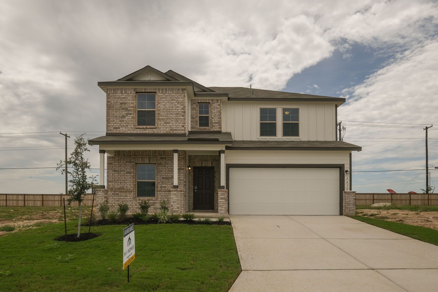 Front Exterior:Front Exterior