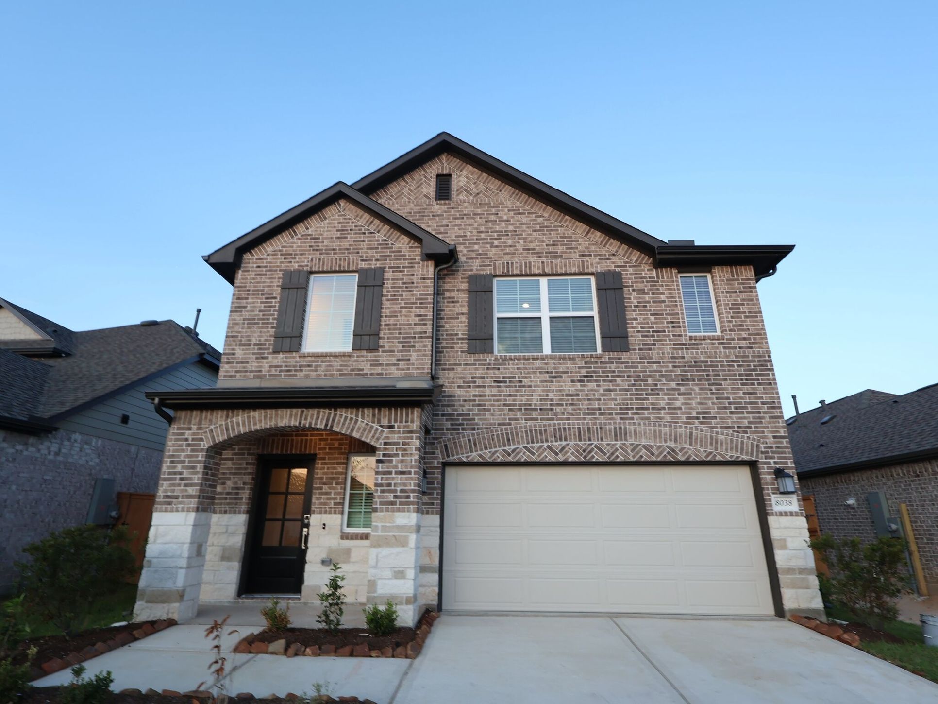 Front Exterior:Front Exterior