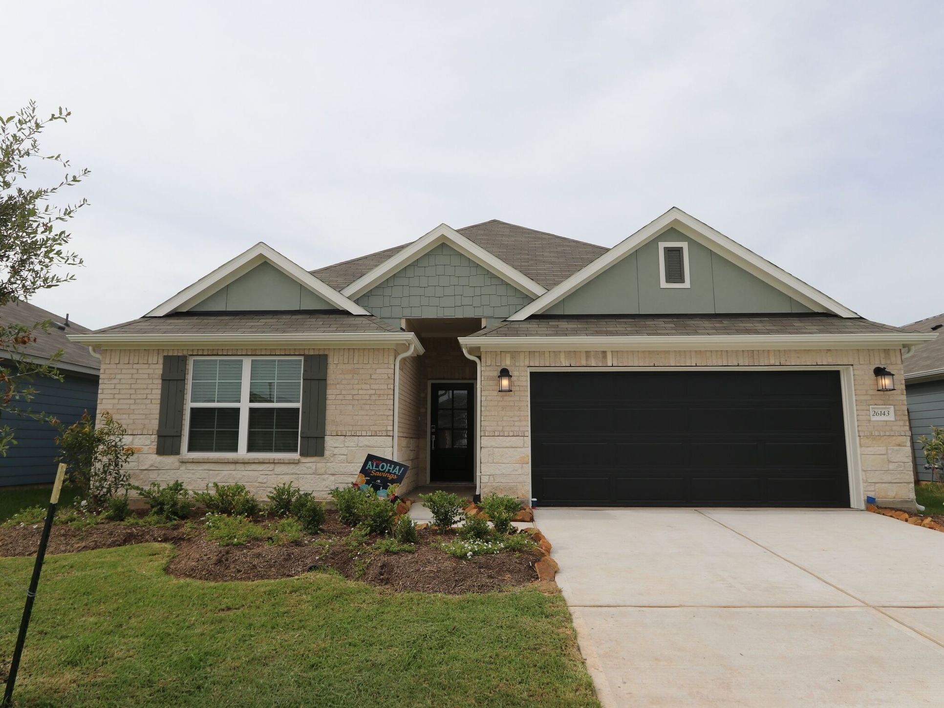 Front Exterior:Front Exterior