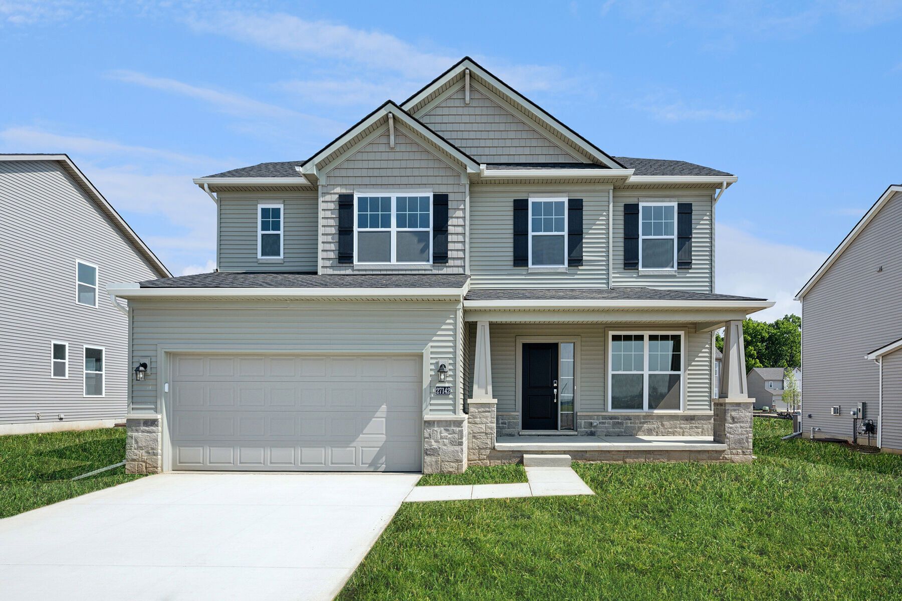 Front Exterior:Front Exterior